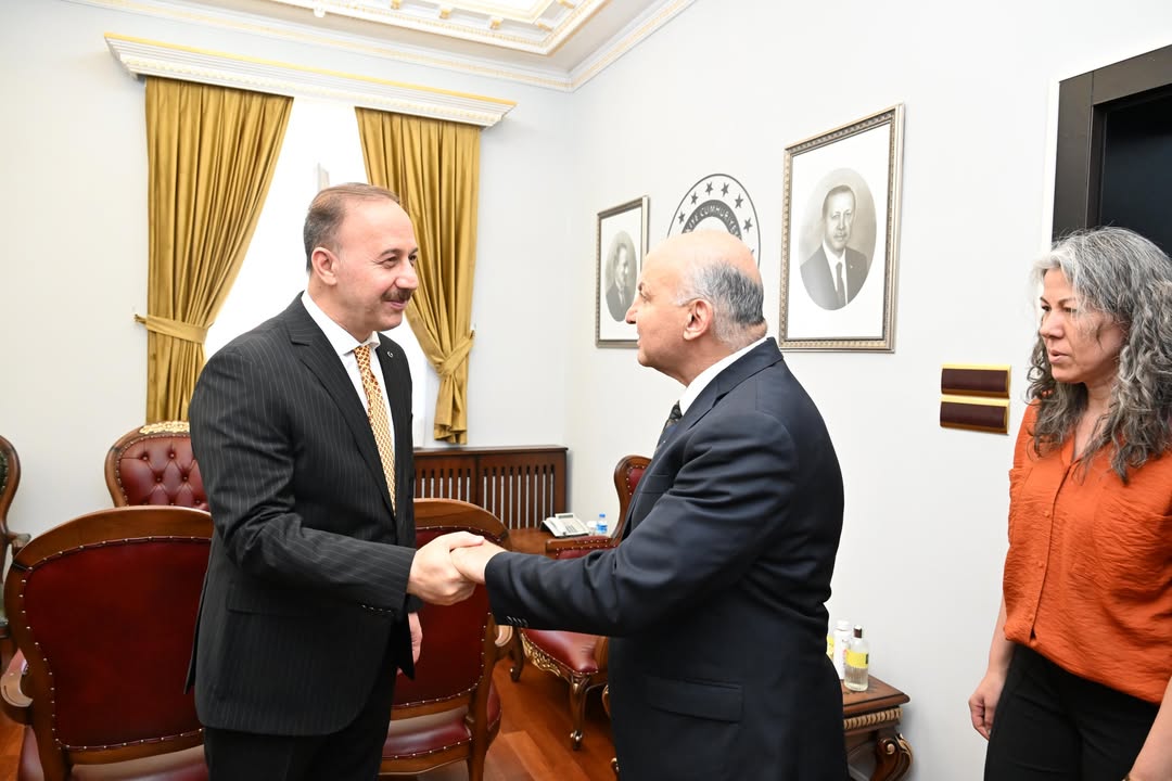 Kurban Bayramı Vesilesiyle, Isparta Valiliğimizde Görev Yapan Kıymetli Mesai Arkadaşlarımızla Bayramlaştık.bayramın, Ilimize, Ülkemize Ve Tüm İslam Âlemine Huzur, Sağlık Ve Esenlik Getirmesini Temenni Ed (2)