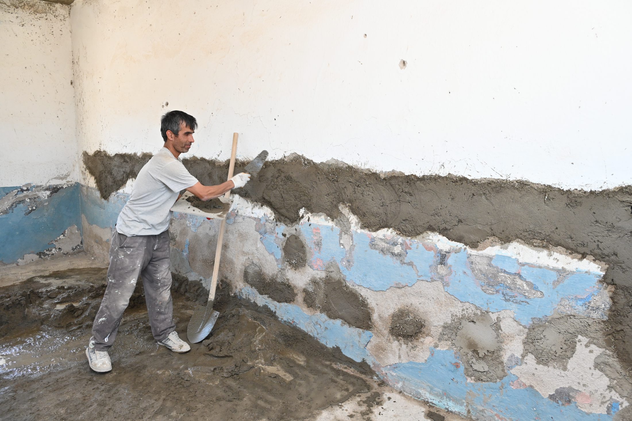 03 07 2025 Senir Kuscular Koy Yasam Merkezi Tadilat (3)