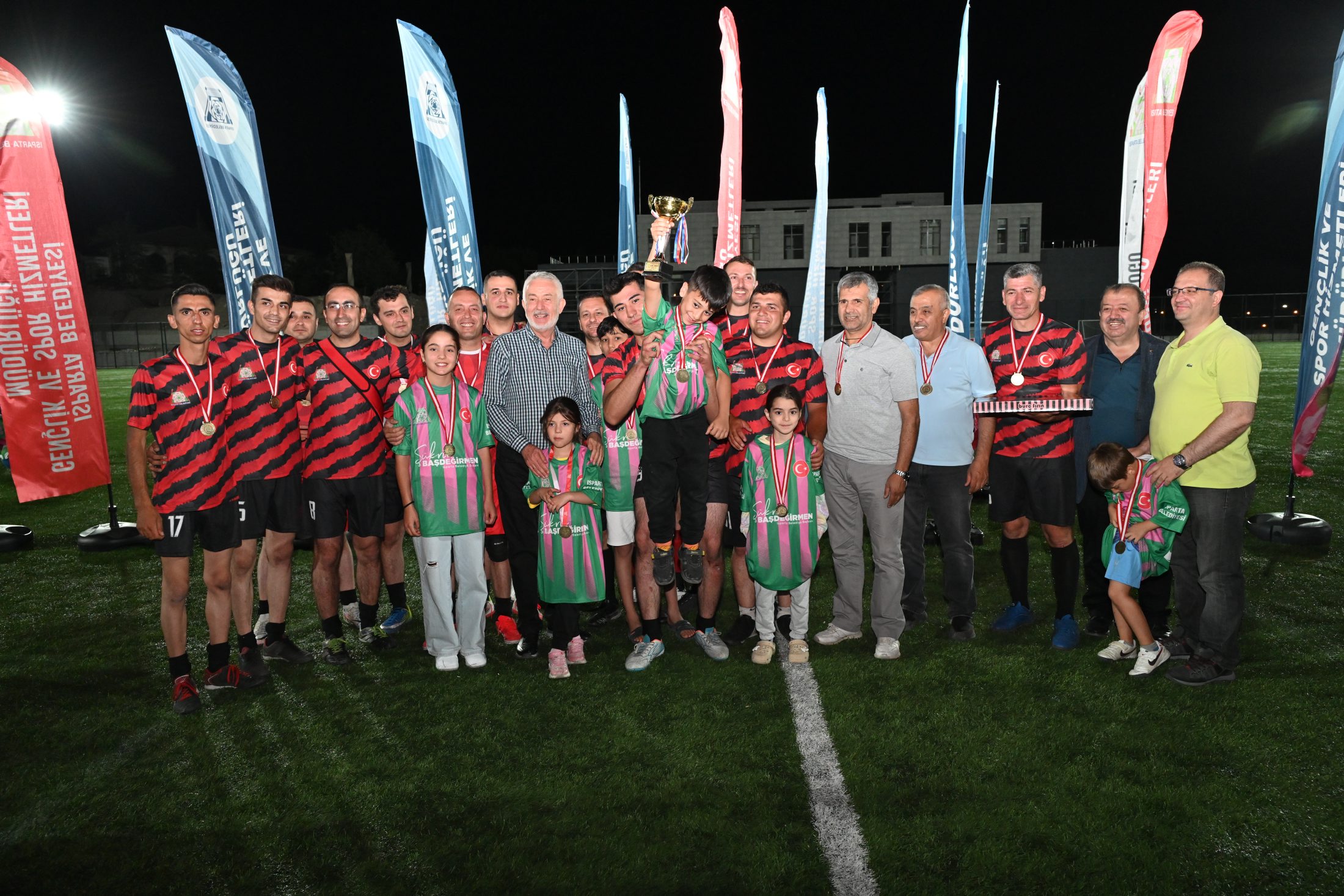 09 07 2025 Mudurlukler Futbol Turnuvasi Final Kupa Toreni (2)