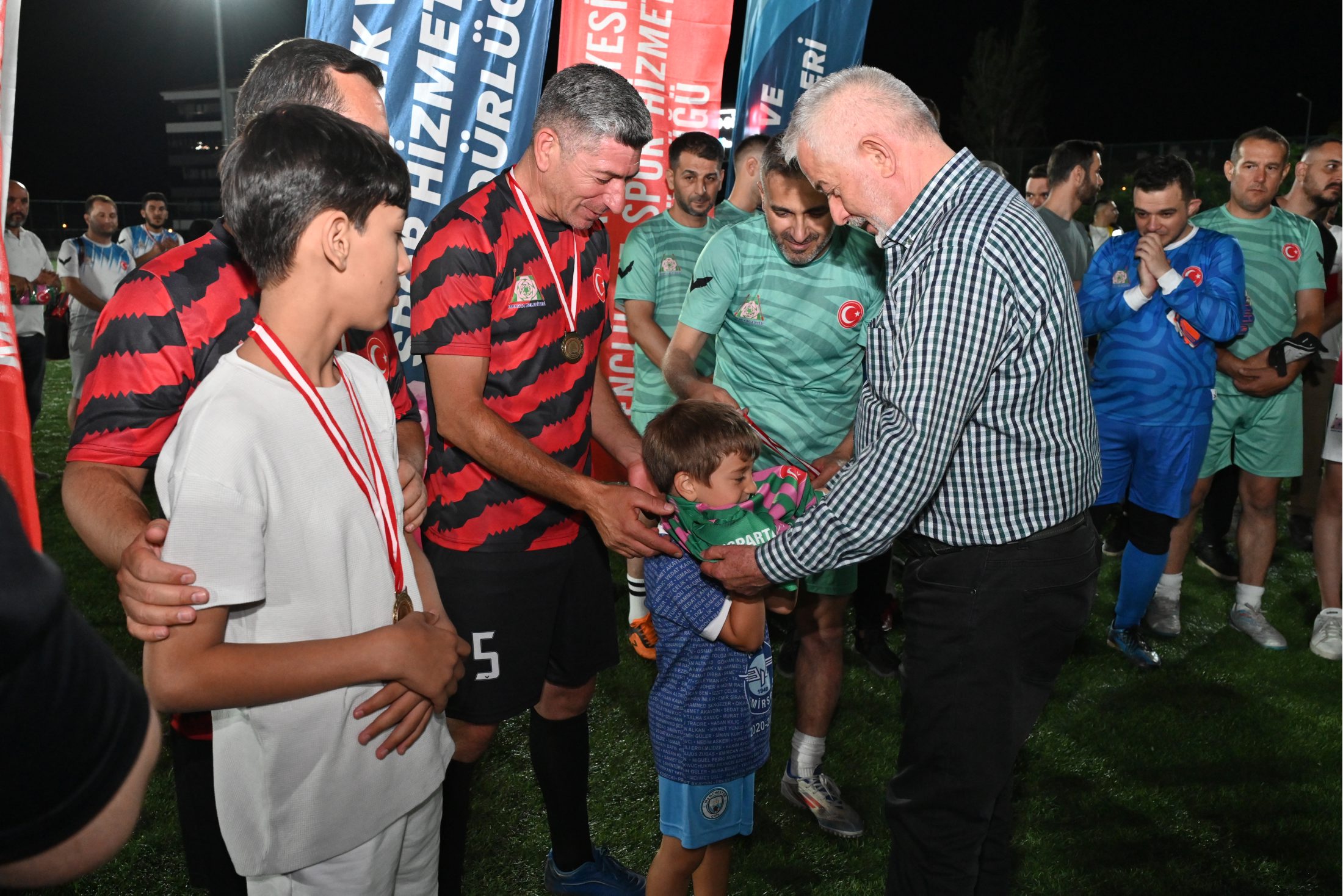 09 07 2025 Mudurlukler Futbol Turnuvasi Final Kupa Toreni (9)