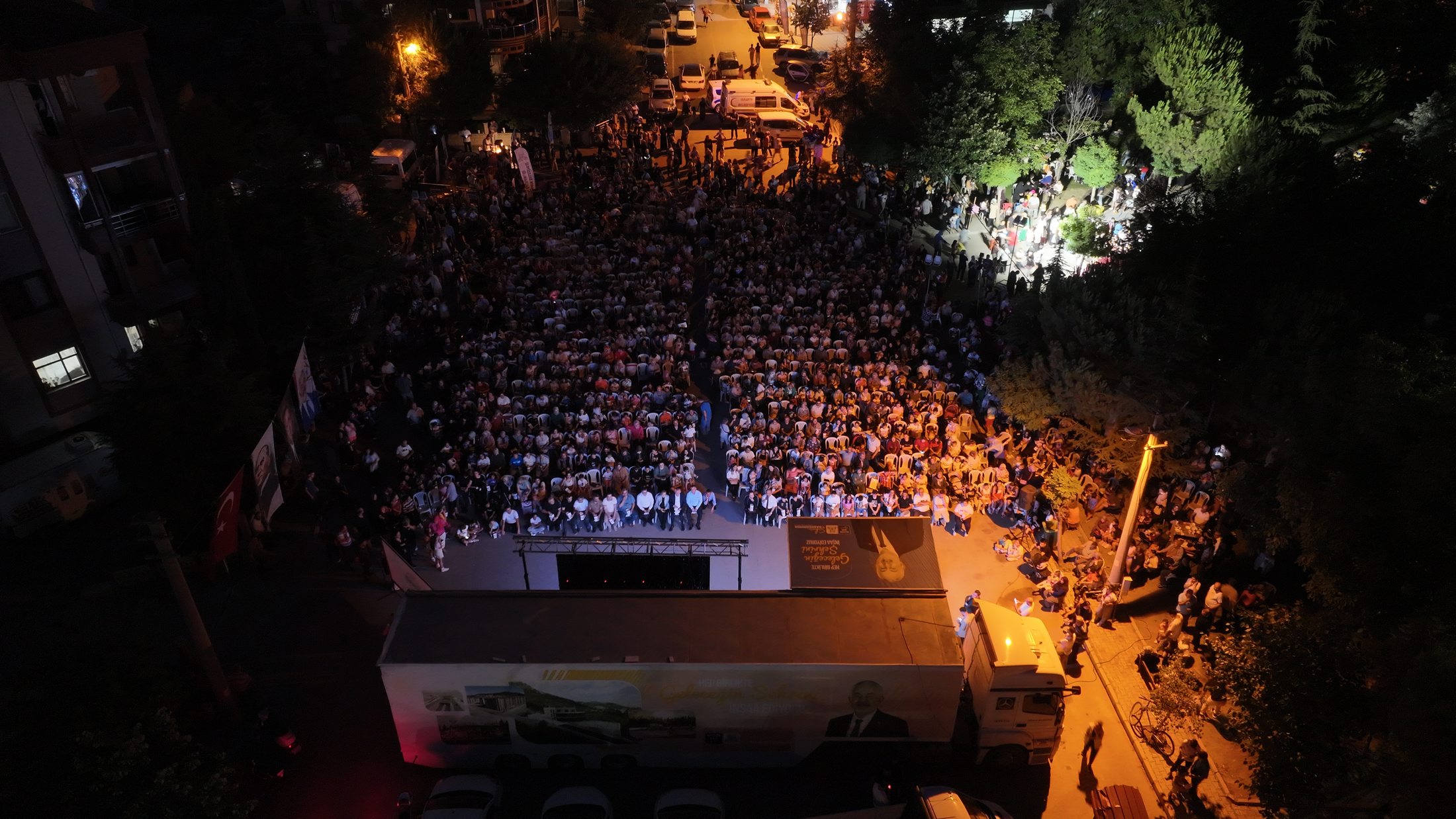 23 07 2025 Davraz Mahallesi Yaz Aksami Sinemasi (1)