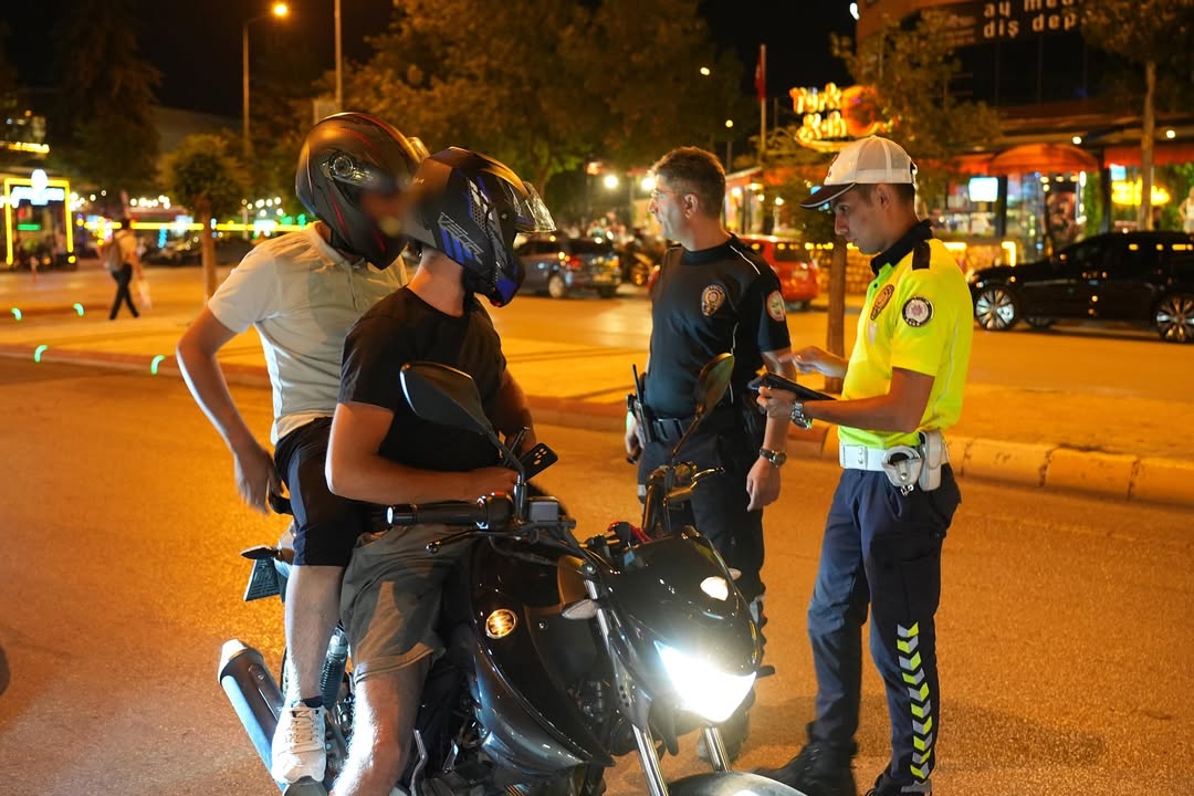 🚨 Asayi̇ş Uygulamasi 🚨⏰ 23.07.2025 Günü 22.00 22.45 Ve 23.15 24.00 Saatleri Arasında Yapılan A (3)