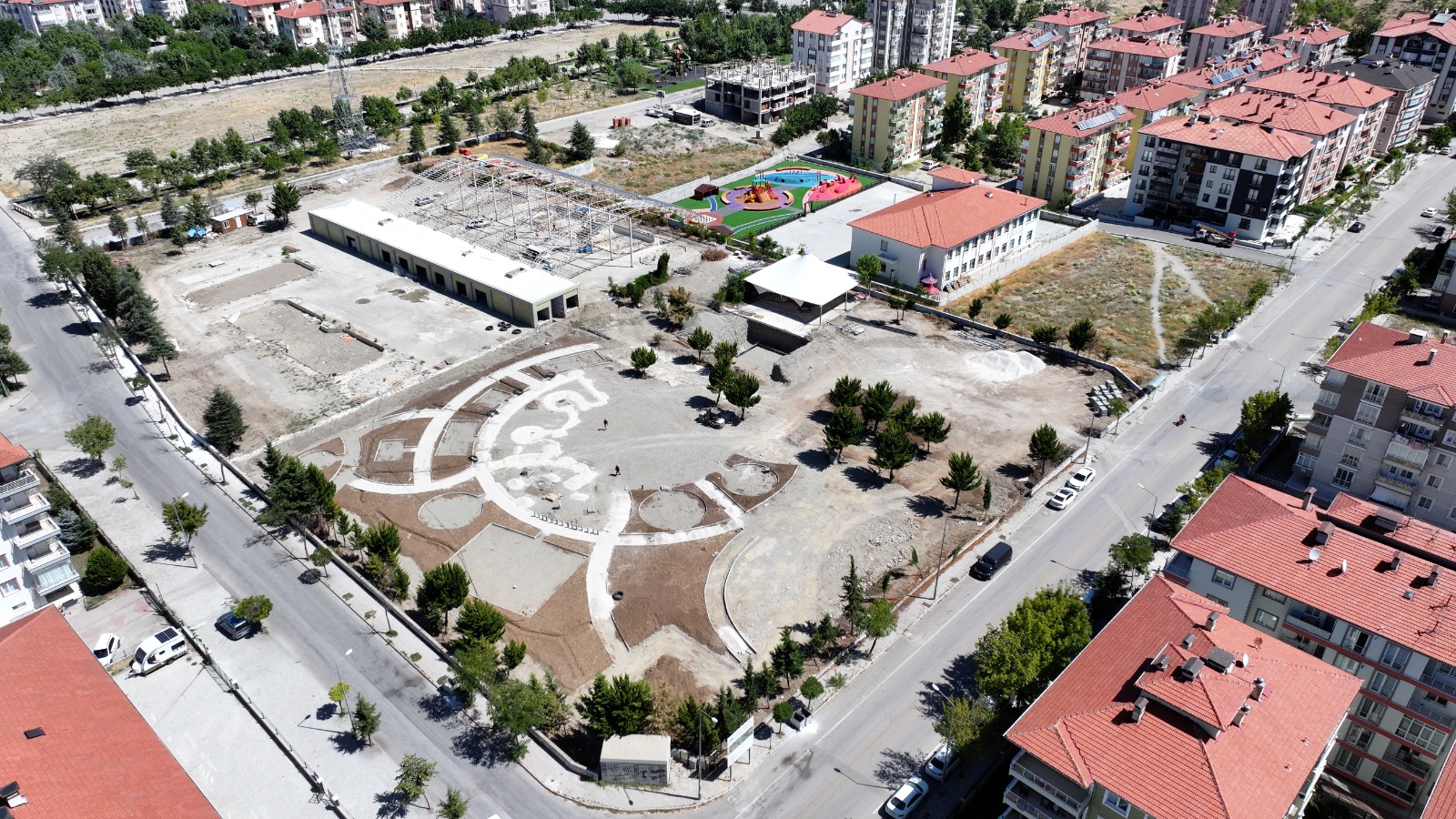 18 08 2025 Tomurcuk Masal Parki Yapim Calisma (1)