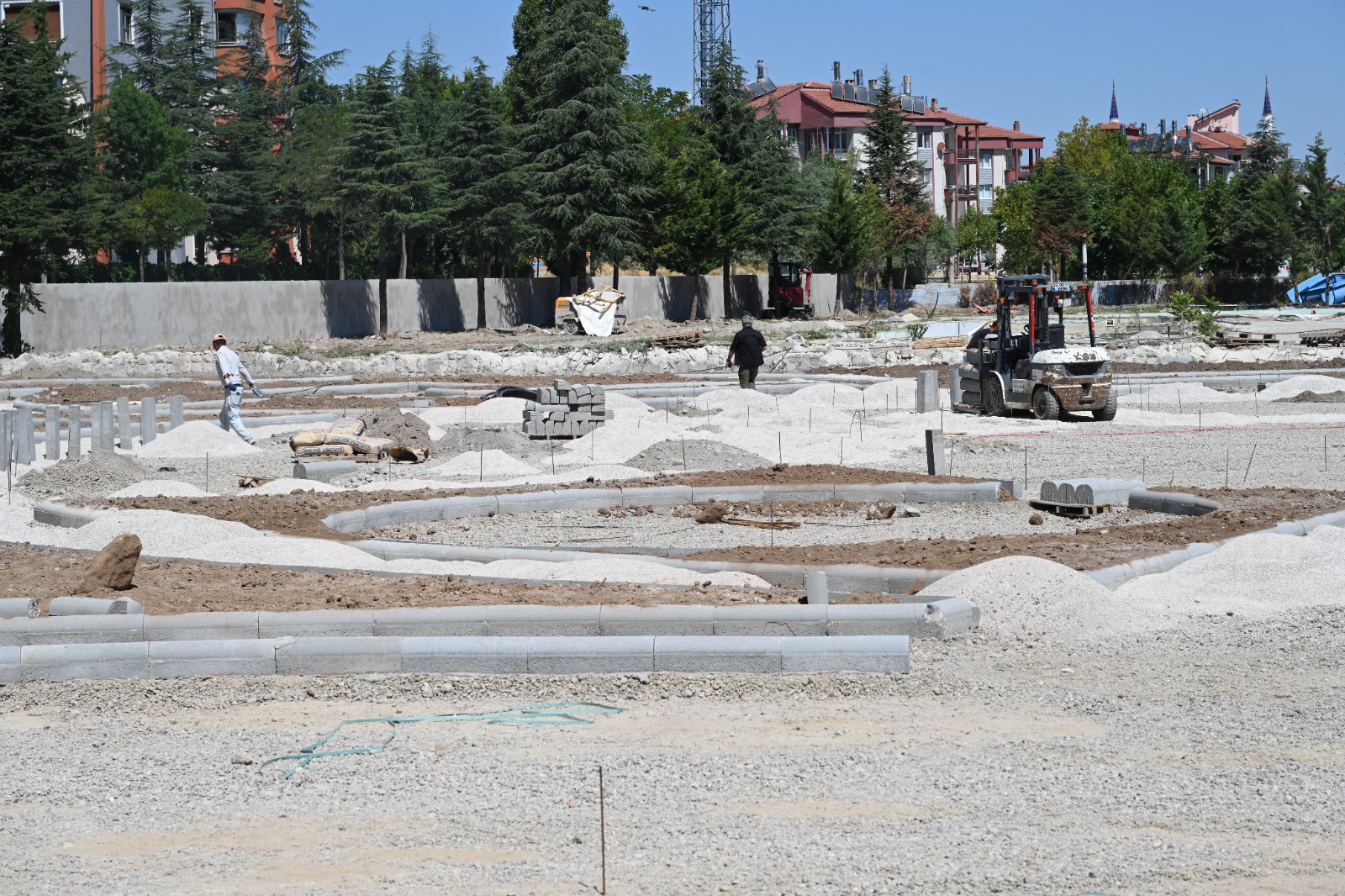 18 08 2025 Tomurcuk Masal Parki Yapim Calisma (5)