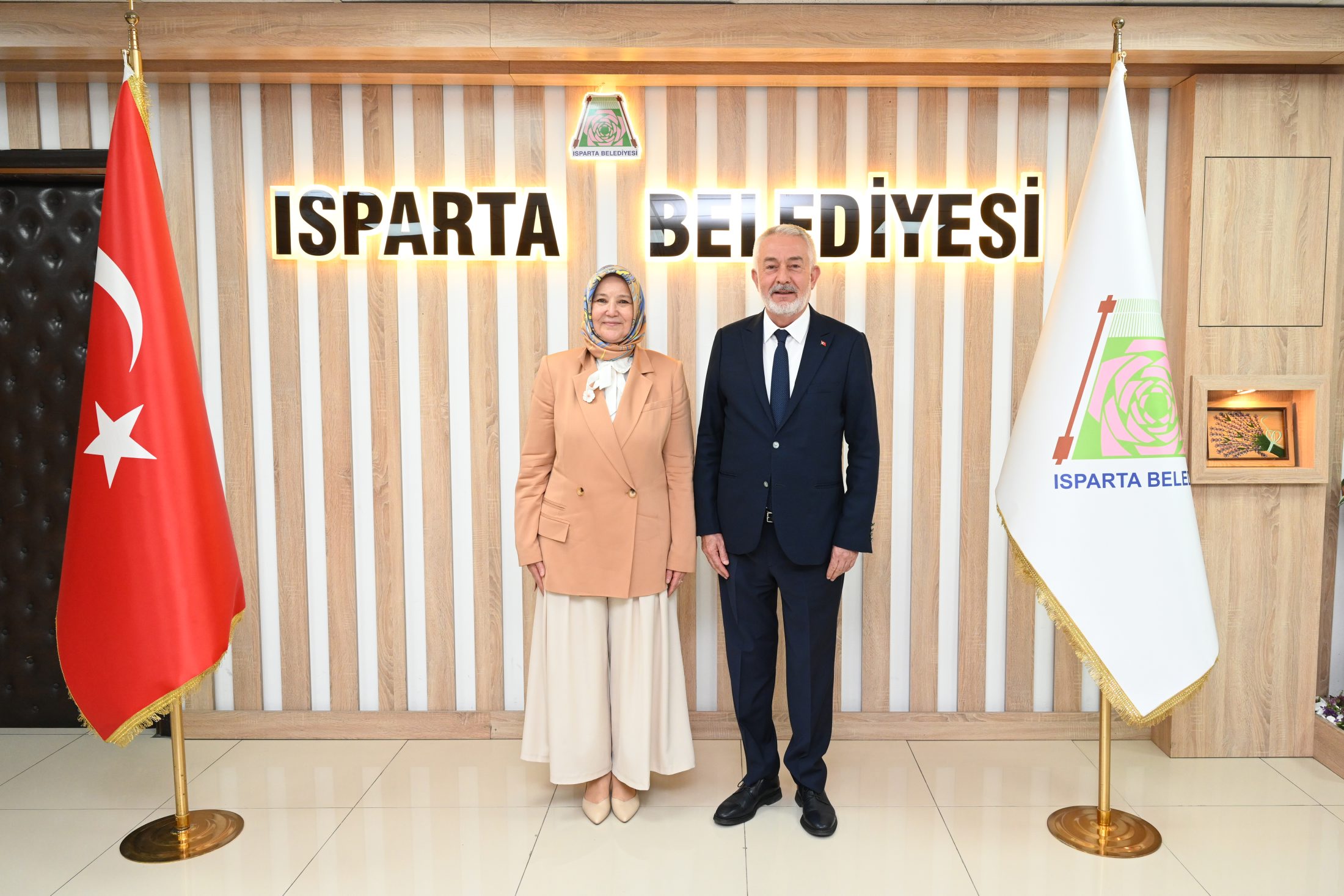 22 08 2025 Aile Ve Sosyal Hizmetler Bakan Yardımcısı Leman Yenigun Baskan Ziyaret (1)