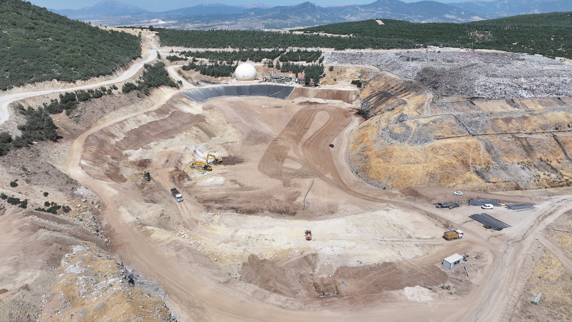 22 08 2025 Baskan Cop Deponi Alani 3. Lot Acilimi Yapim Inceleme (3)