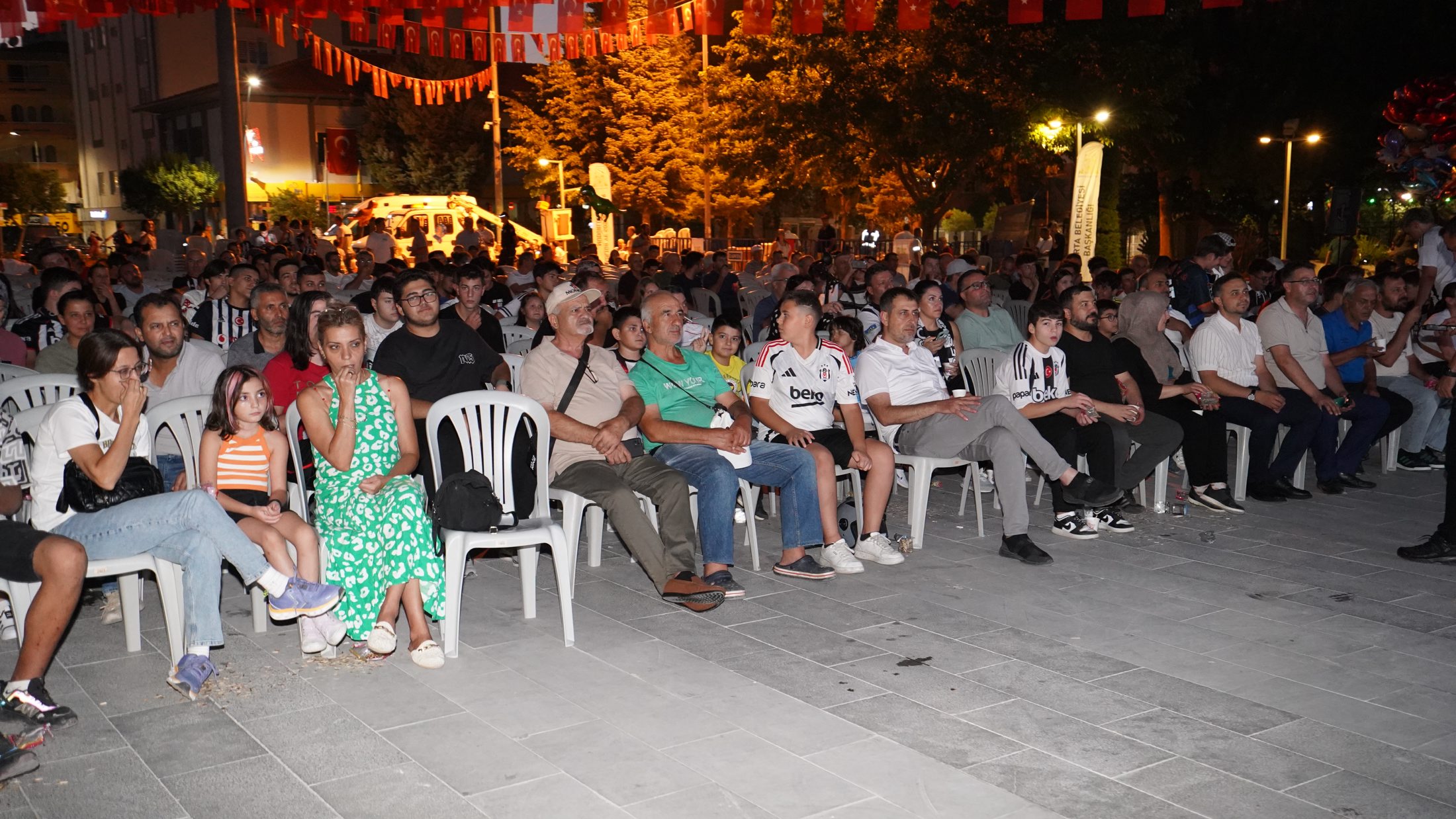 29 08 2025 Besiktas Mac Izleme (3)