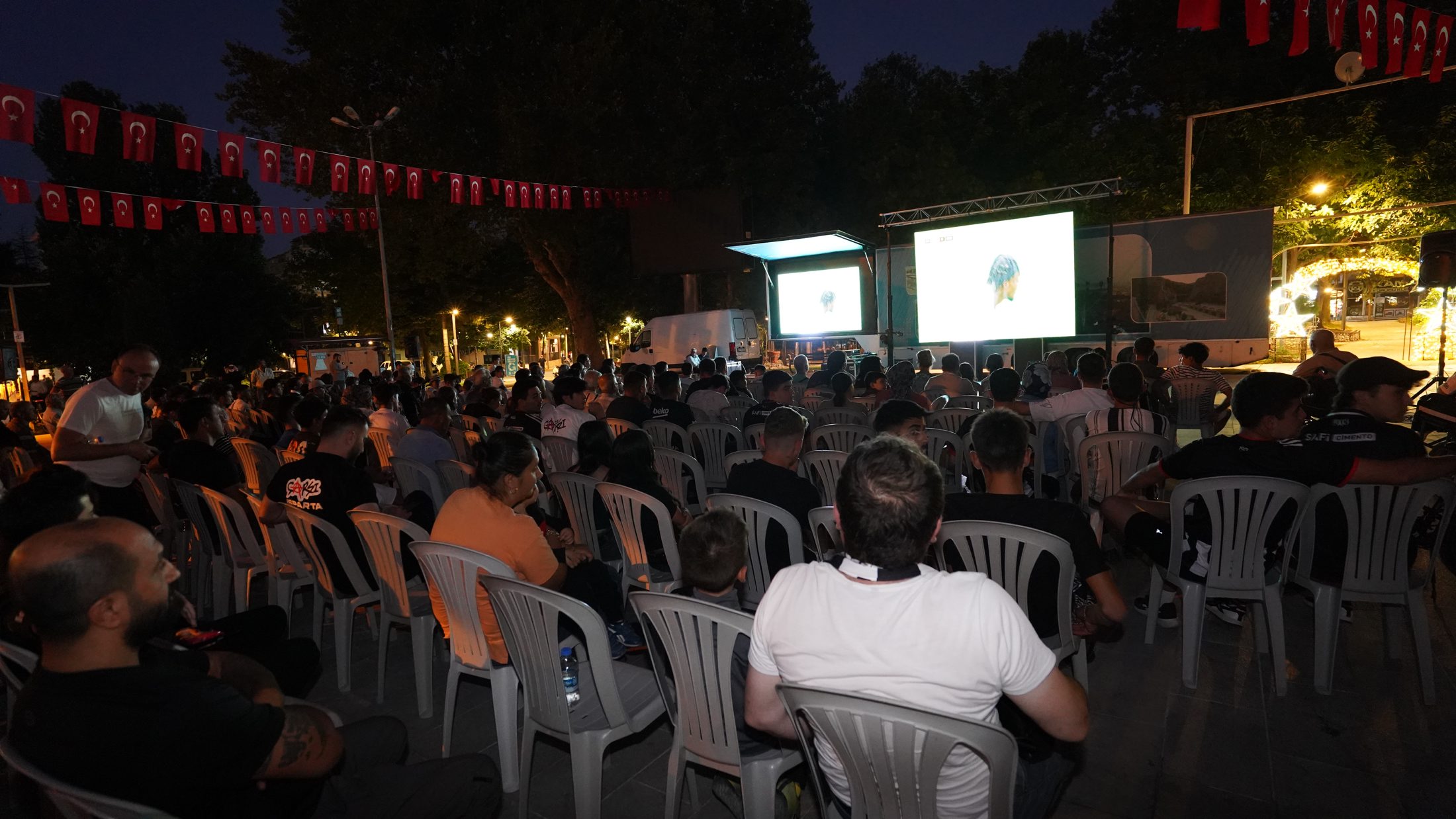 29 08 2025 Besiktas Mac Izleme (6)