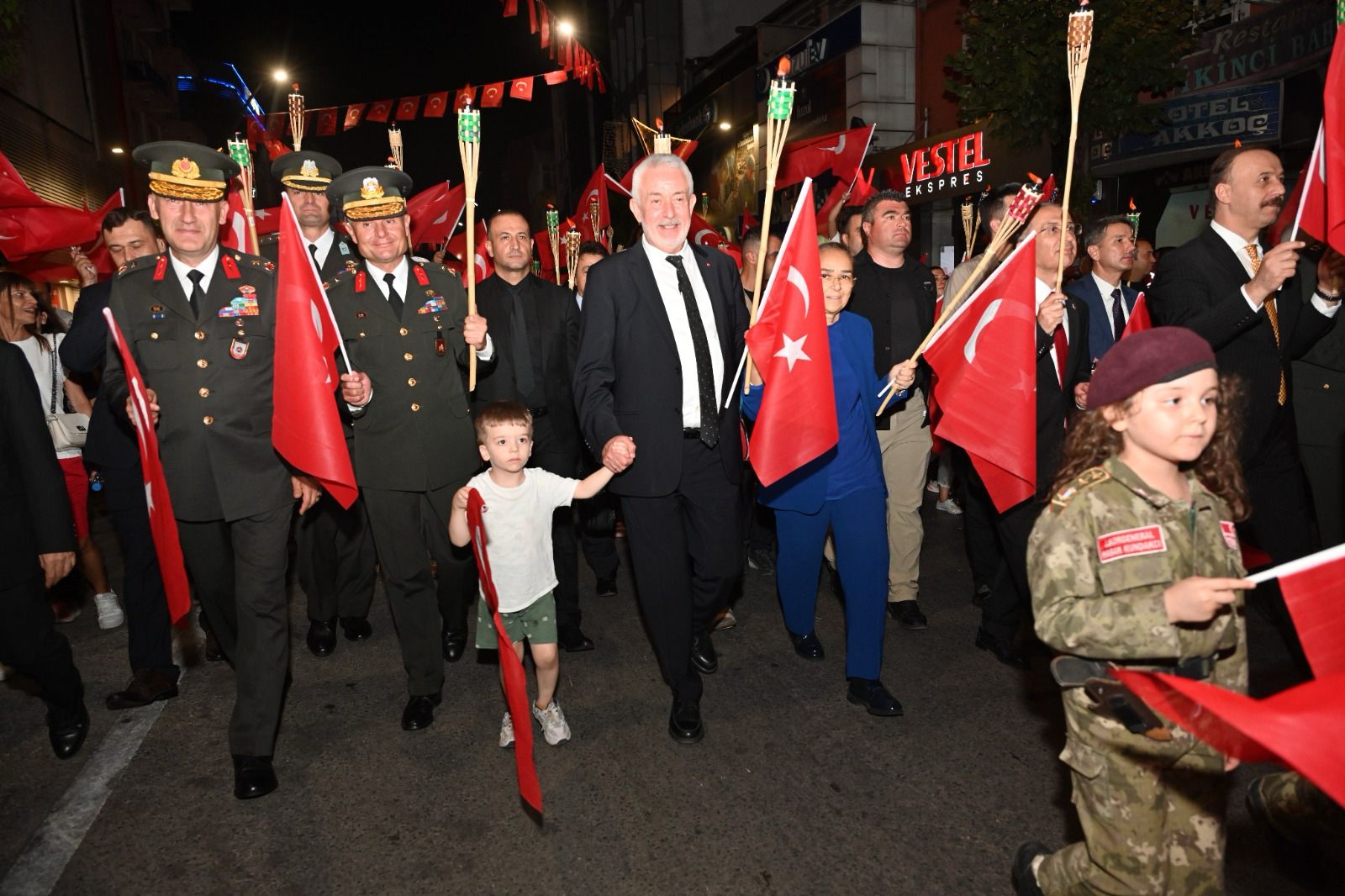 30 Ağustos Fener Alayı (10)