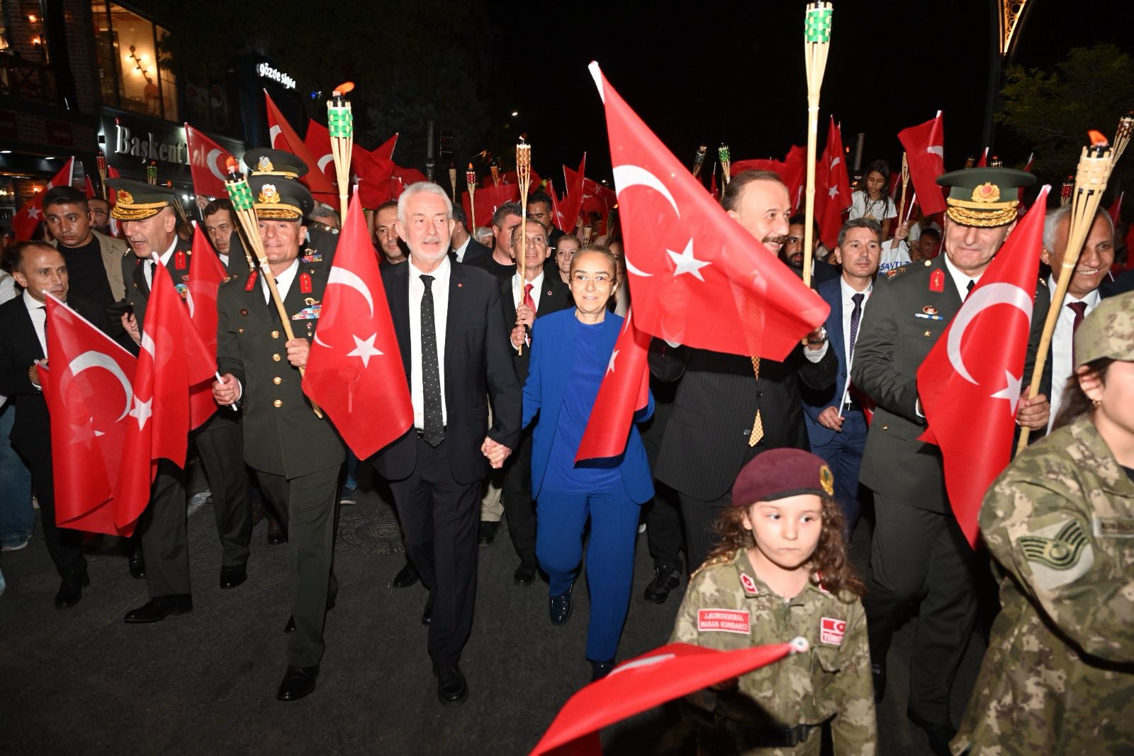 30 Ağustos Fener Alayı (8)