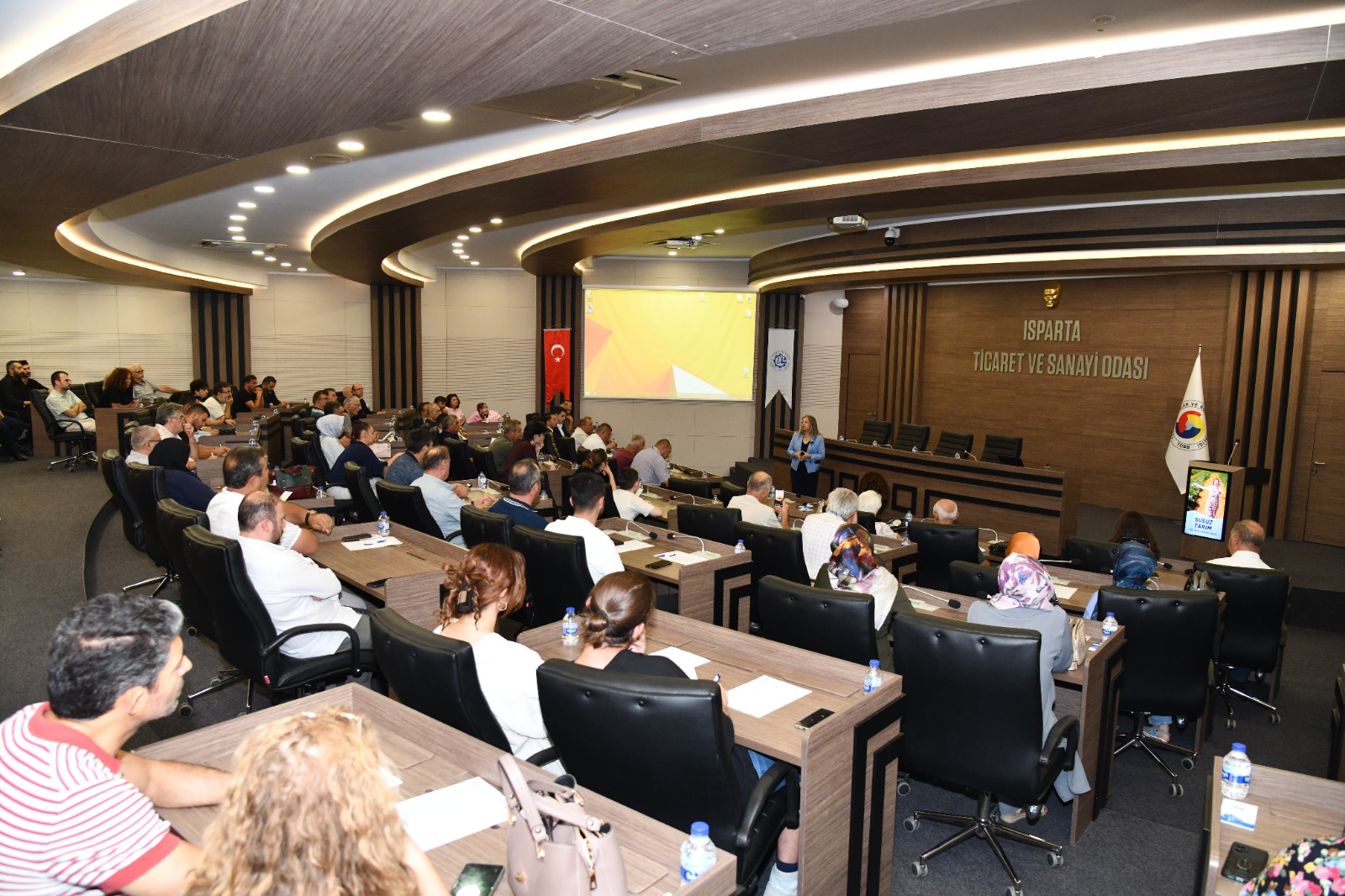 4C8B33Ee 41E4 4812 A84D 7958D480Cd44