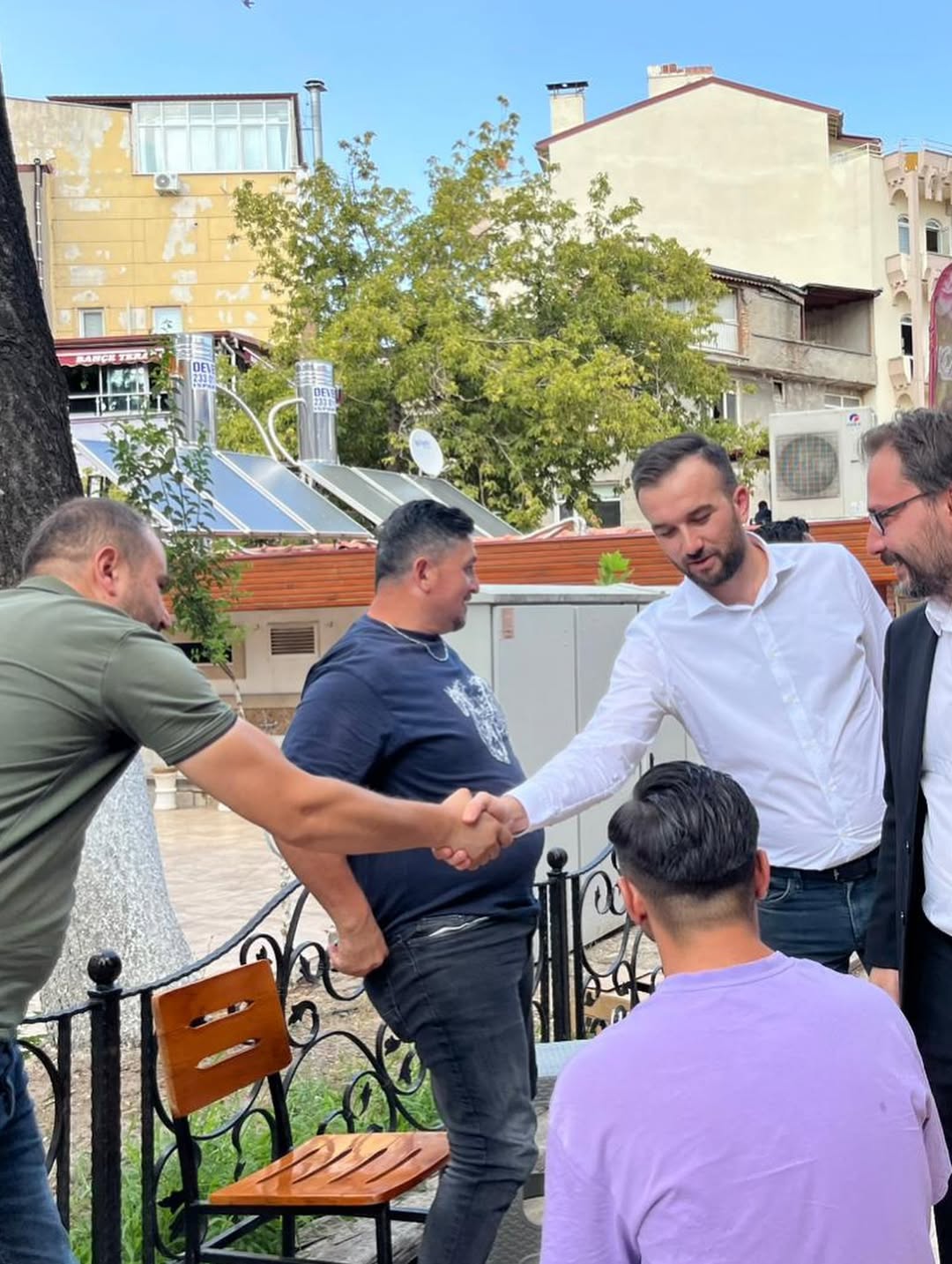 Ak Parti Esnaf Üzüm Pazarı (1)