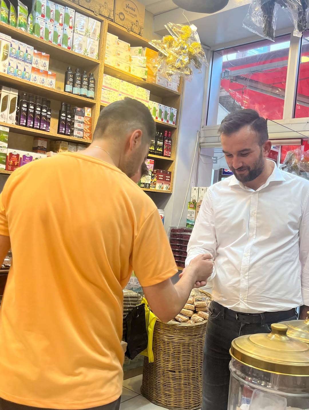 Ak Parti Esnaf Üzüm Pazarı (5)