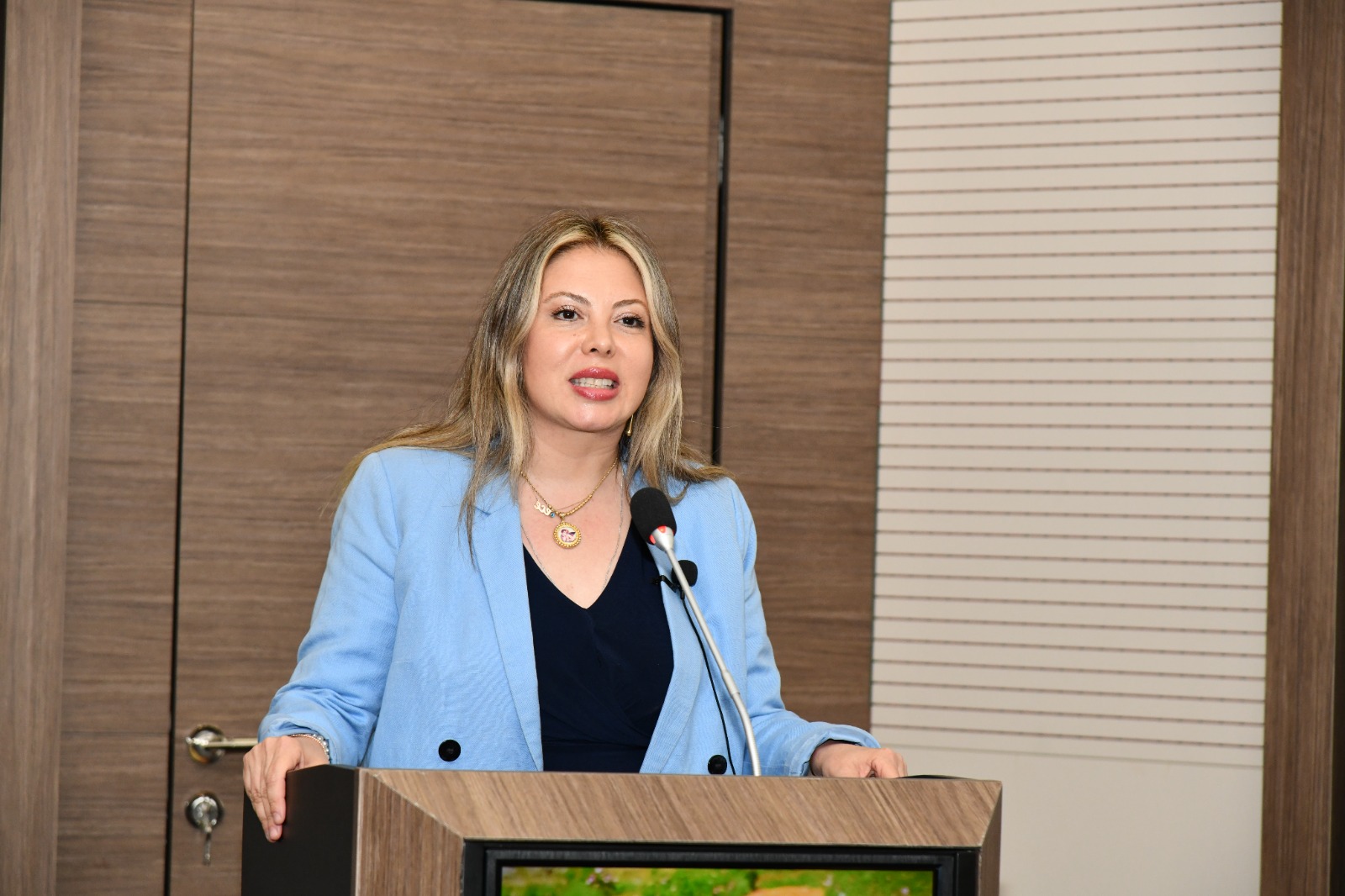 Cc981044 Bdd4 4555 9989 1Ed2439D1472