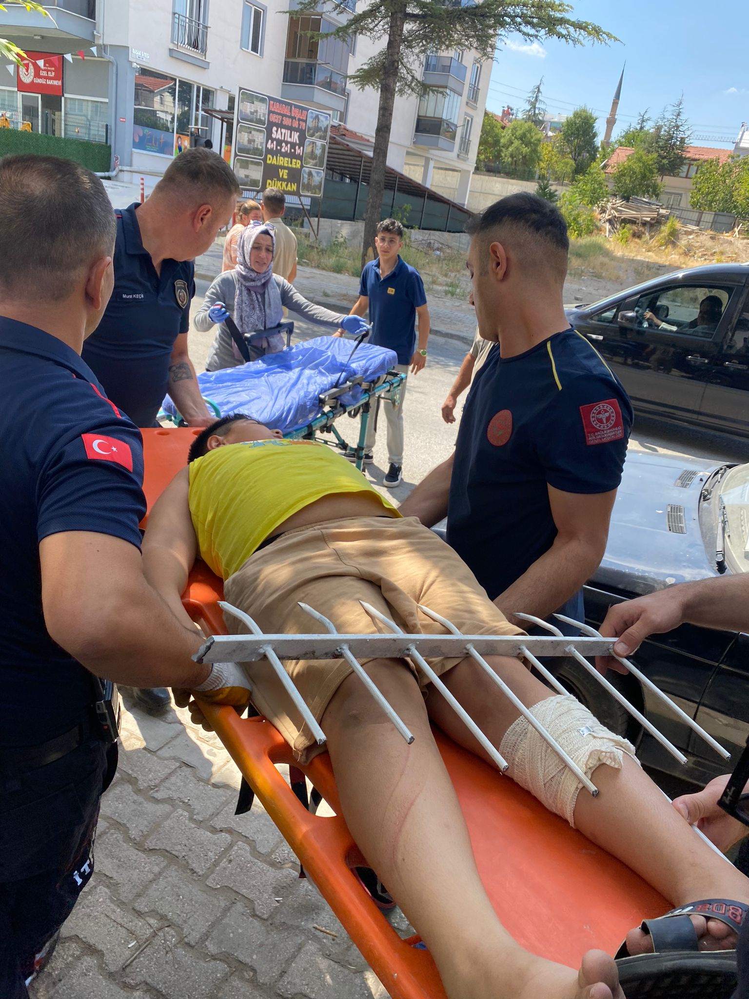 Demir Korkuluk Saplandı (2)