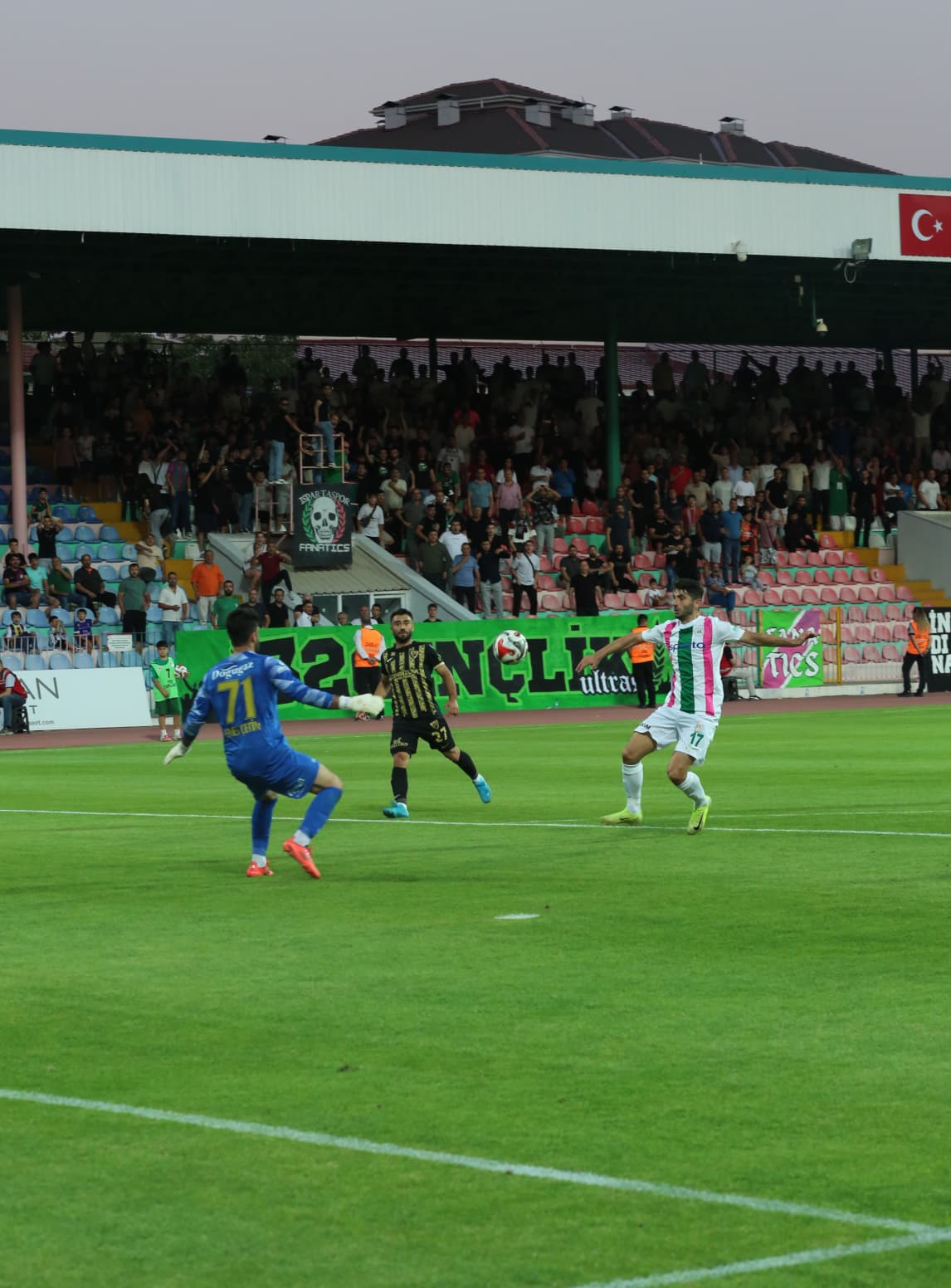 E83B163E 9Beb 4125 8A07 F43F7624Ecf9