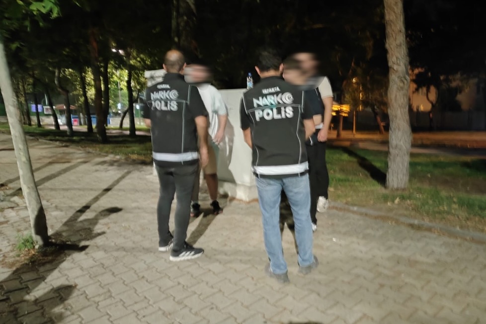 🚔Narkoalan Uygulamasi🚔⏰ 05.08.2025 Günü 20.40 21.40 Saatleri Arasında,📍 İstiklal Mahallesi İs (3)