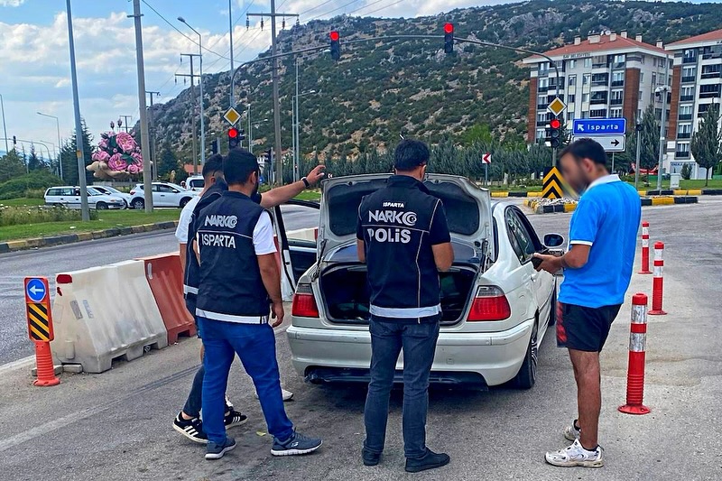 🚨 Narkoalan Uygulamasi 🚨🗓 27.08.2025 Günü;📍 14.00 15.00 Saatleri Arasında Antalya Yolu Üzeri (1)