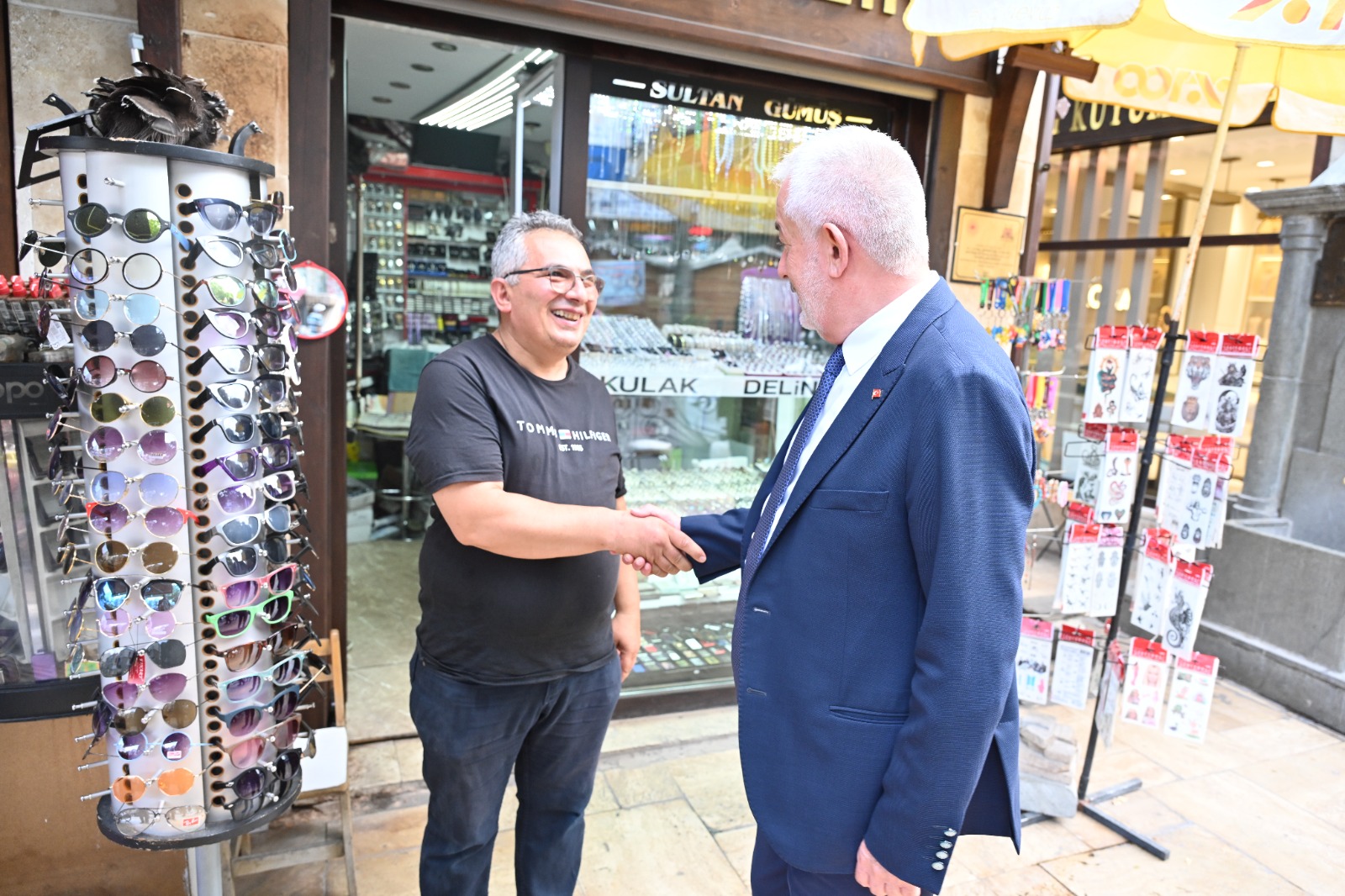 Üzüm Pazari Başdeği̇rmen (3)