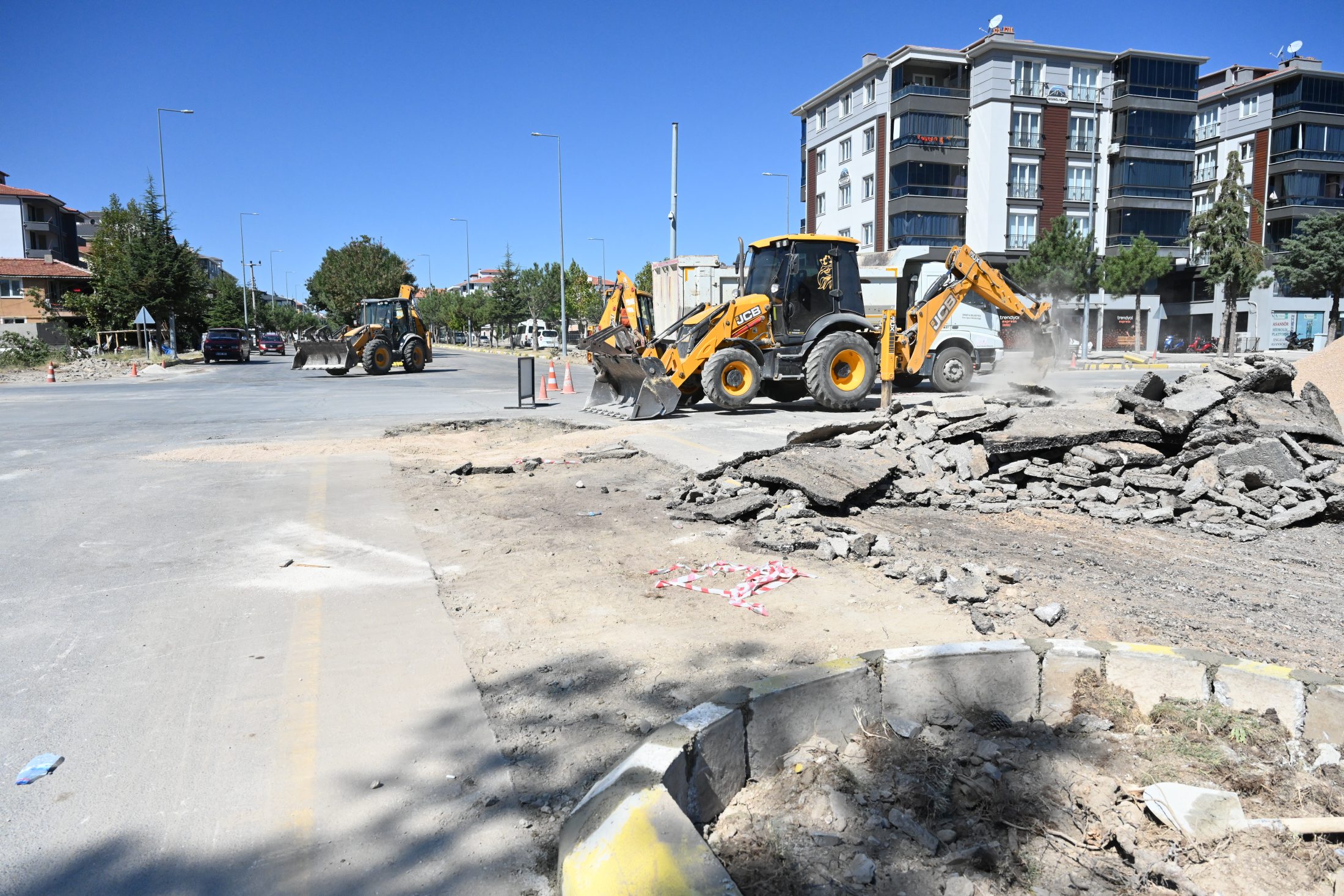 12 09 2025 Vatan 230 234 Cadde Kavsak Duzenlemesi (1)