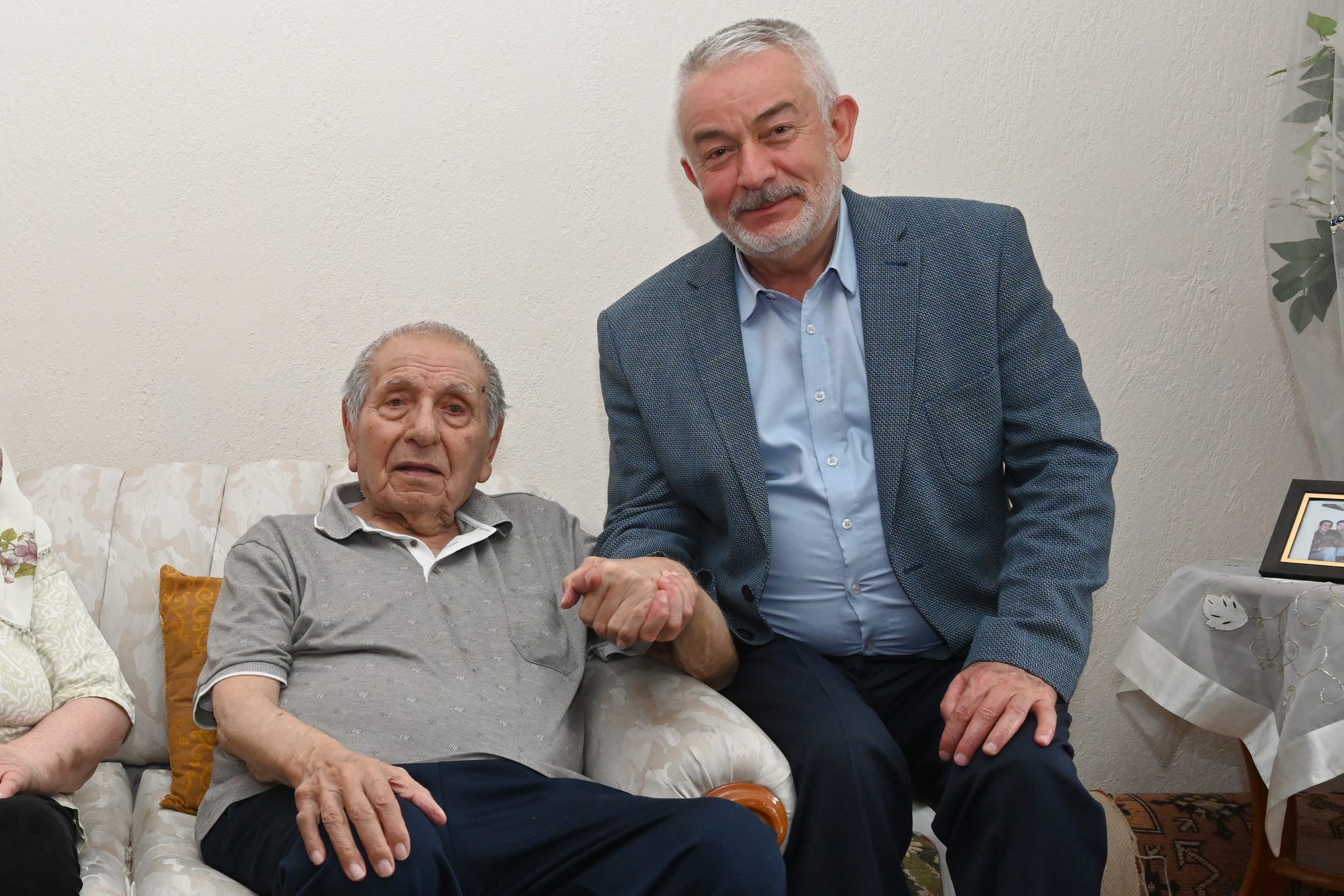 16 09 2025 Baskan Gazeteci Hilmi Ozdemir Ev Ziyaret (5)