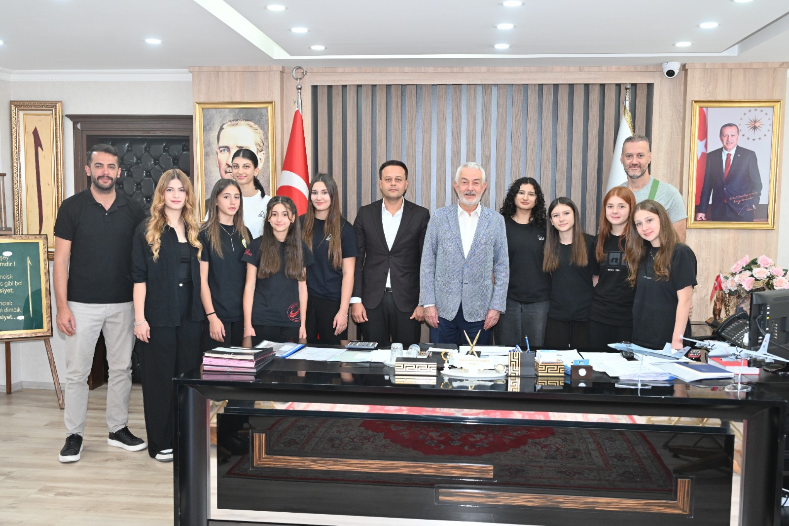 18 09 2025 Kadın Voleybol Takimi Baskan Ziyaret (2)