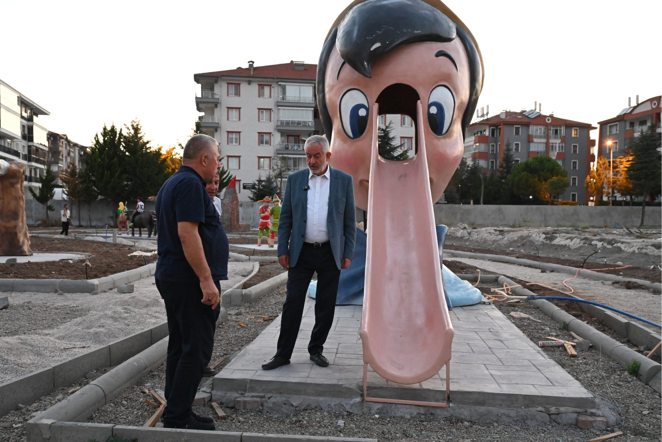 20 09 2025 Baskan Tomurcuk Masal Park Inceleme (2)