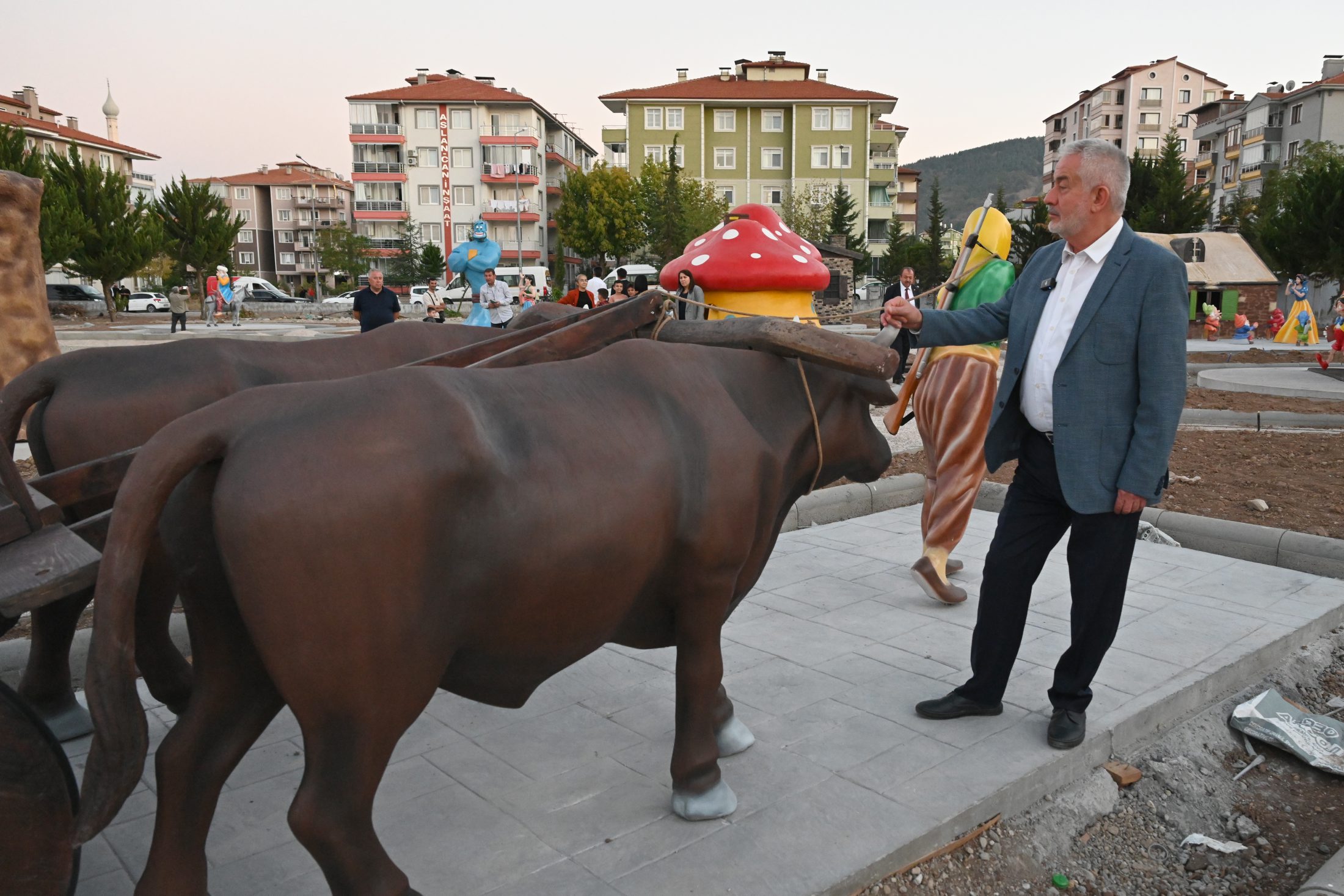20 09 2025 Baskan Tomurcuk Masal Park Inceleme (6)