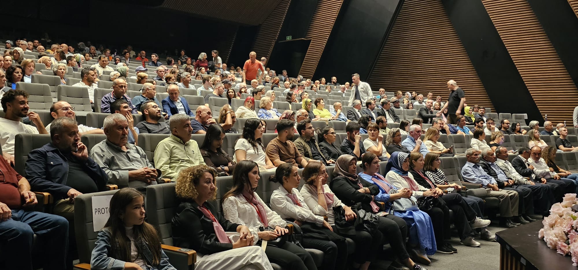 33C0C1D4 3668 4221 9118 577782Aade46