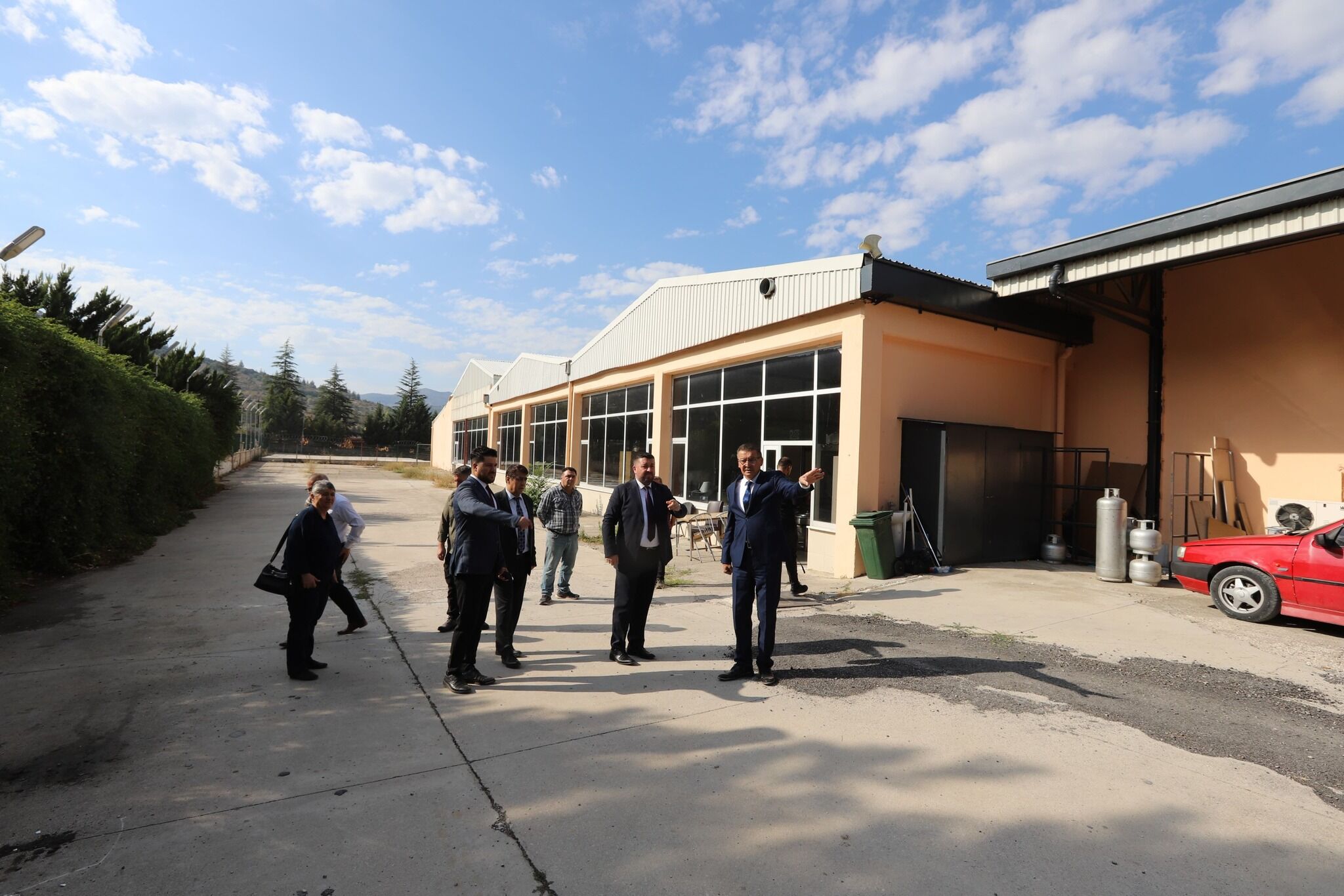 547522633 1784376489137537 4426460001484305603 N