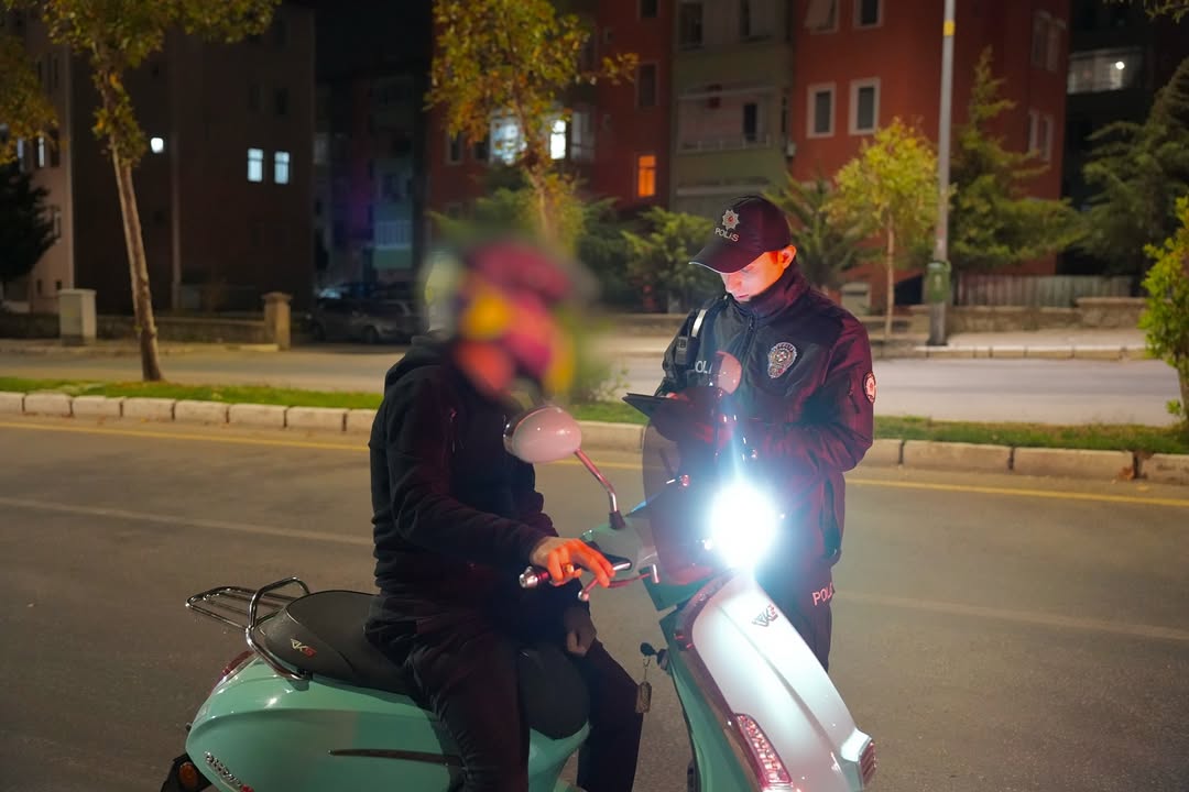 🚔 Abarti Egzoz Motosi̇klet Modi̇fi̇ye Araç Uygulamasi 🏍🗓️ 28.09.2025 Günü 21.00 – 00.00 Saatleri (3)