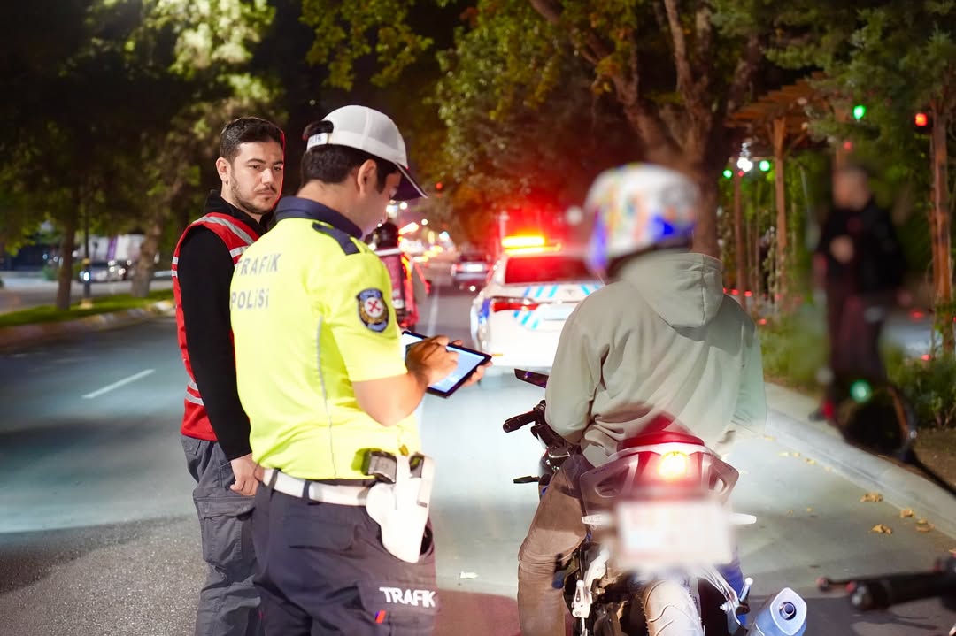 🚔 Abarti Egzoz Motosi̇klet Modi̇fi̇ye Araç Uygulamasi 🏍🗓️ 28.09.2025 Günü 21.00 – 00.00 Saatleri