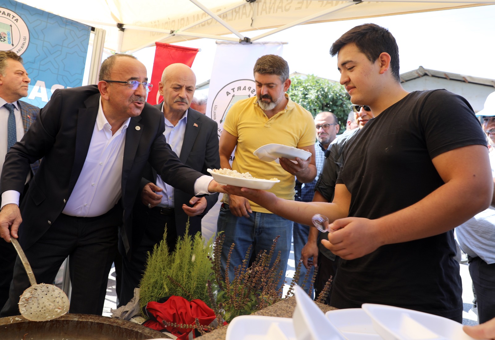 Ahi̇ Pi̇lavi İkrami (3)