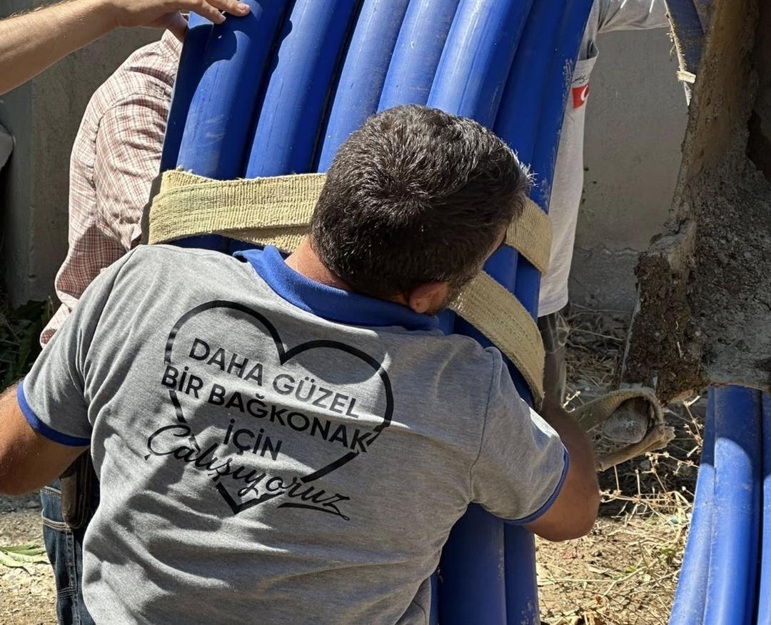 Bağkonak’ta 3 Bin Metrelik İçme Suyu Altyapı Çalışması Başladıbağkonak Köyü’nde Içme Suyu Altyap (3)