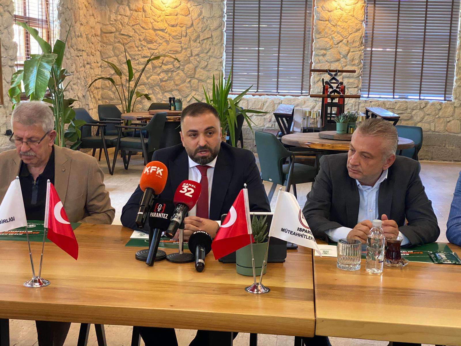 Müteahhitler Birliği (1)