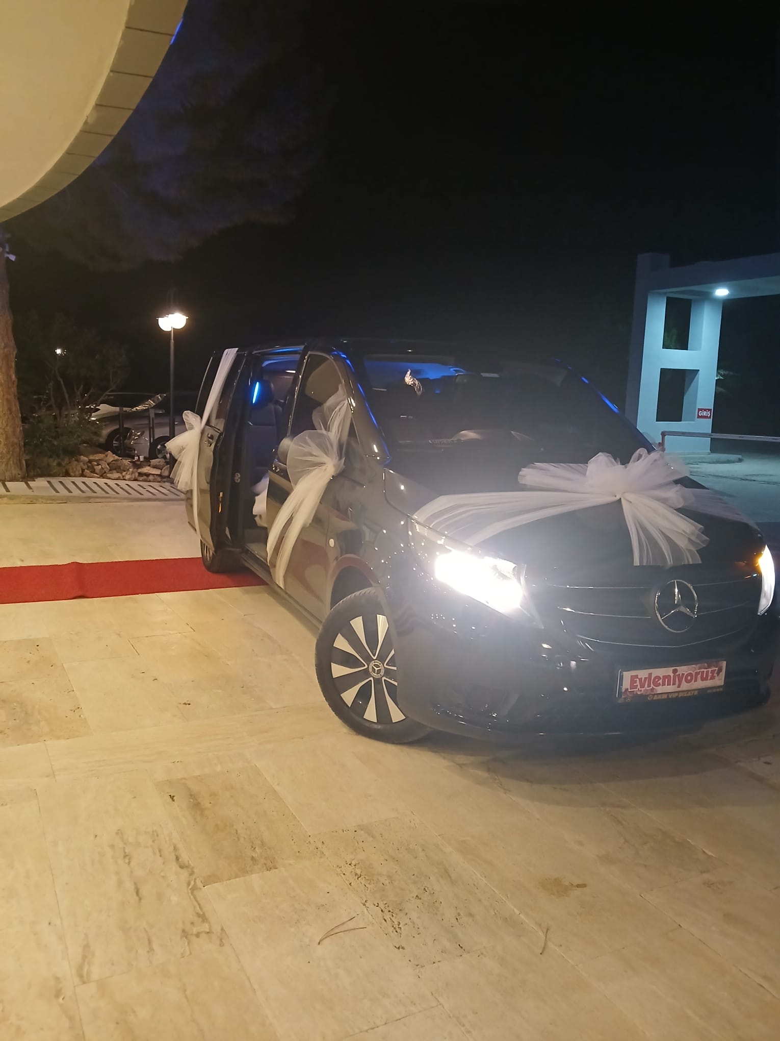 Şahin Caner Vıp Iç (2)