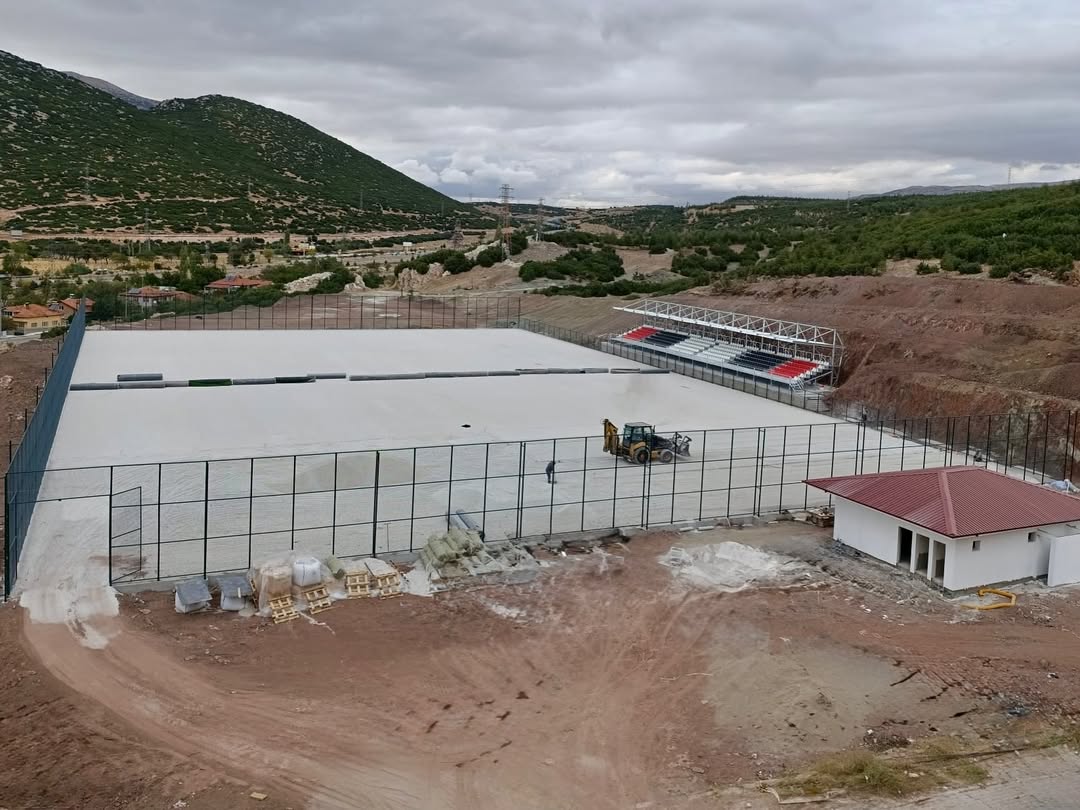 Yeni̇ Sezona Güçlenerek Başliyoruz 💪Gençlerimize En Iyi Imkanları Sunmak Için Yeni Spor Tesisler (4)