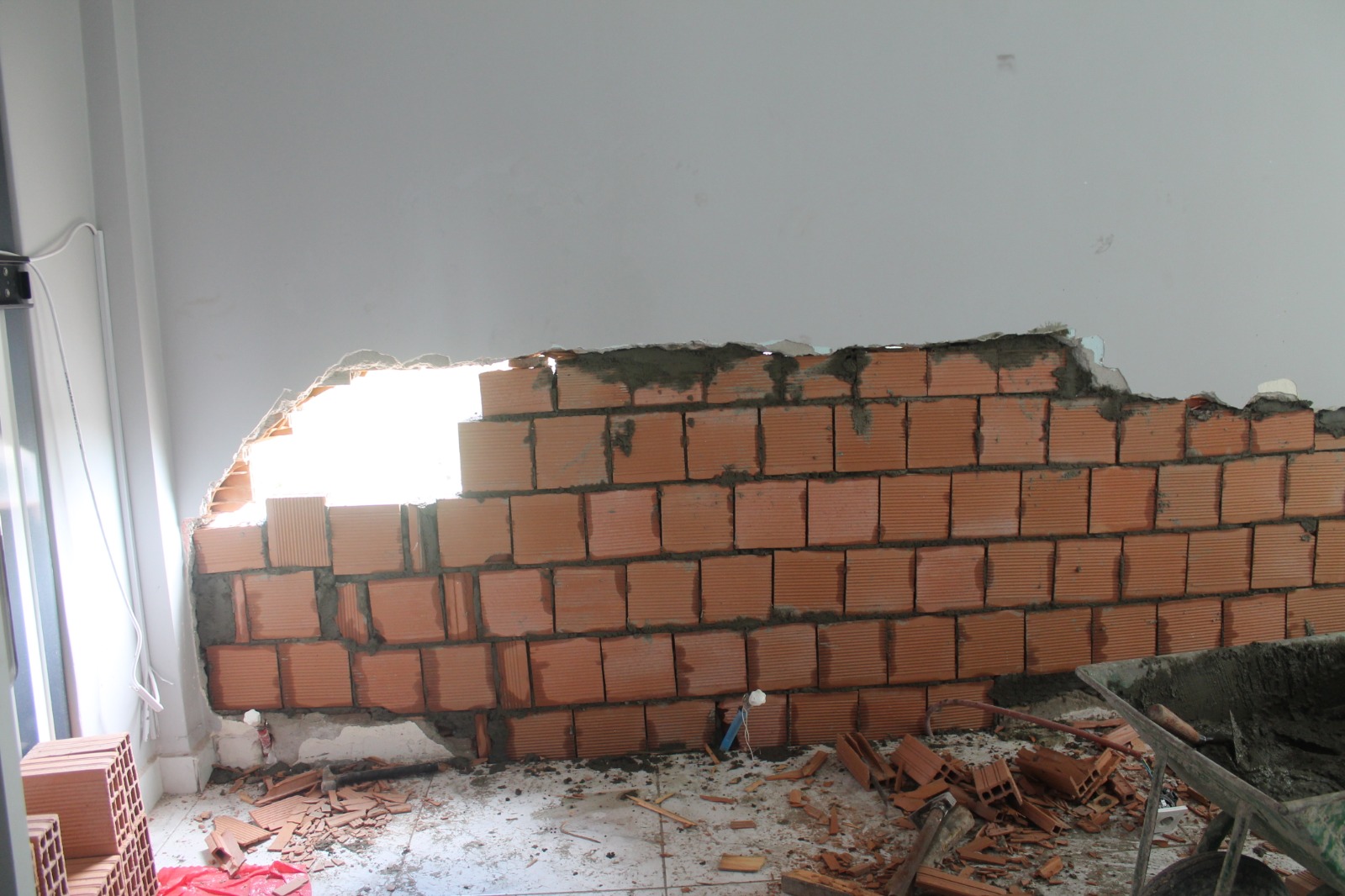 Yikim Sirasinda Tali̇hsi̇z Olay (6)