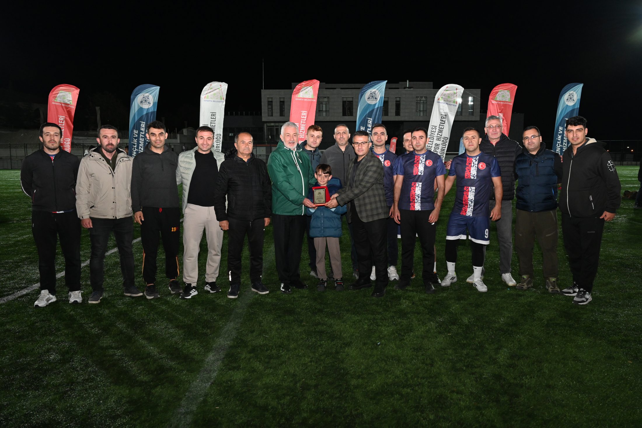 07 10 2025 Belediye Kurumlararasi Futbol Turnuvasi Final Odul Toreni (17)