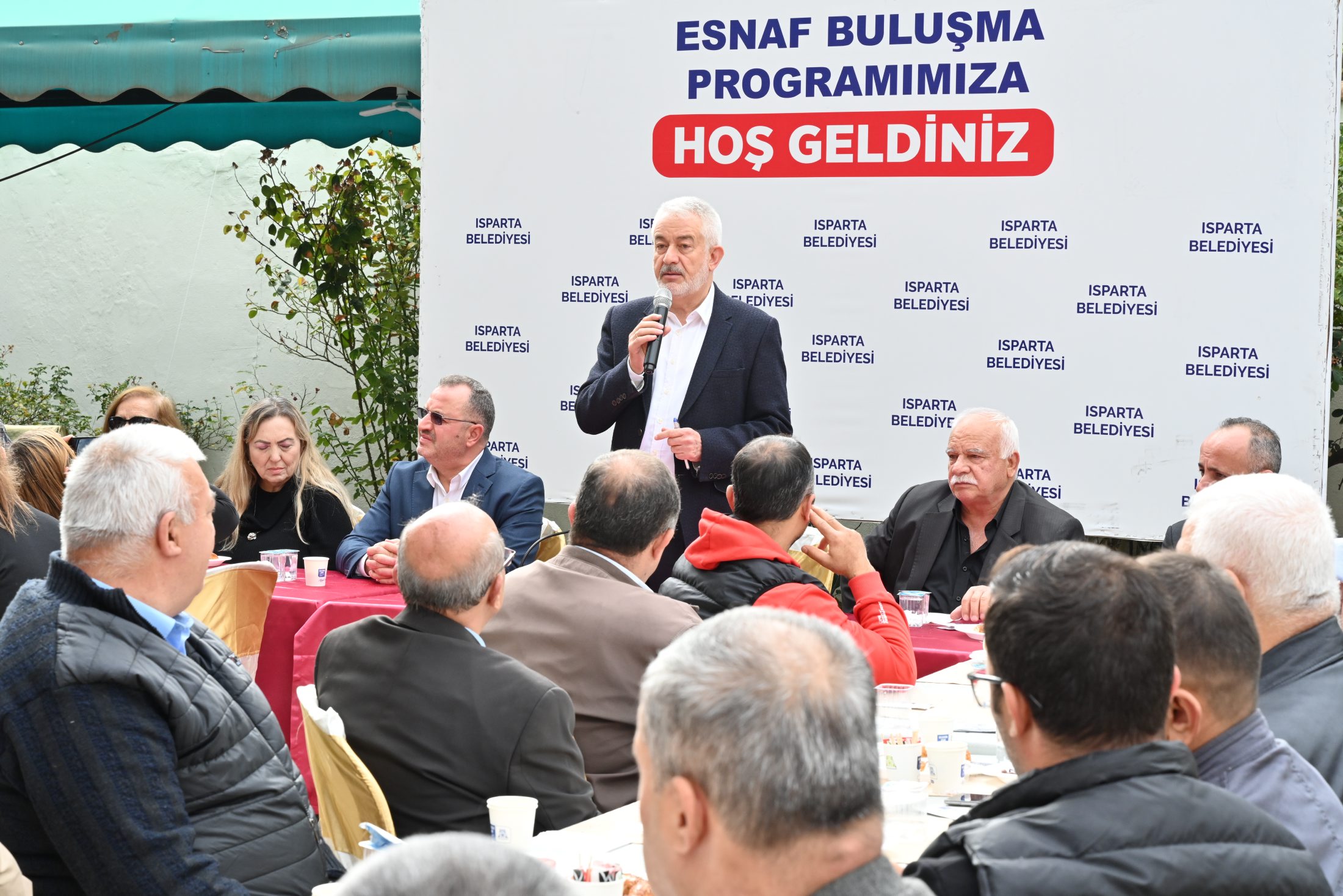 25 10 2025 Gazi Kemal Iskender Esnaf Ve Halk Bulusmasi (2)