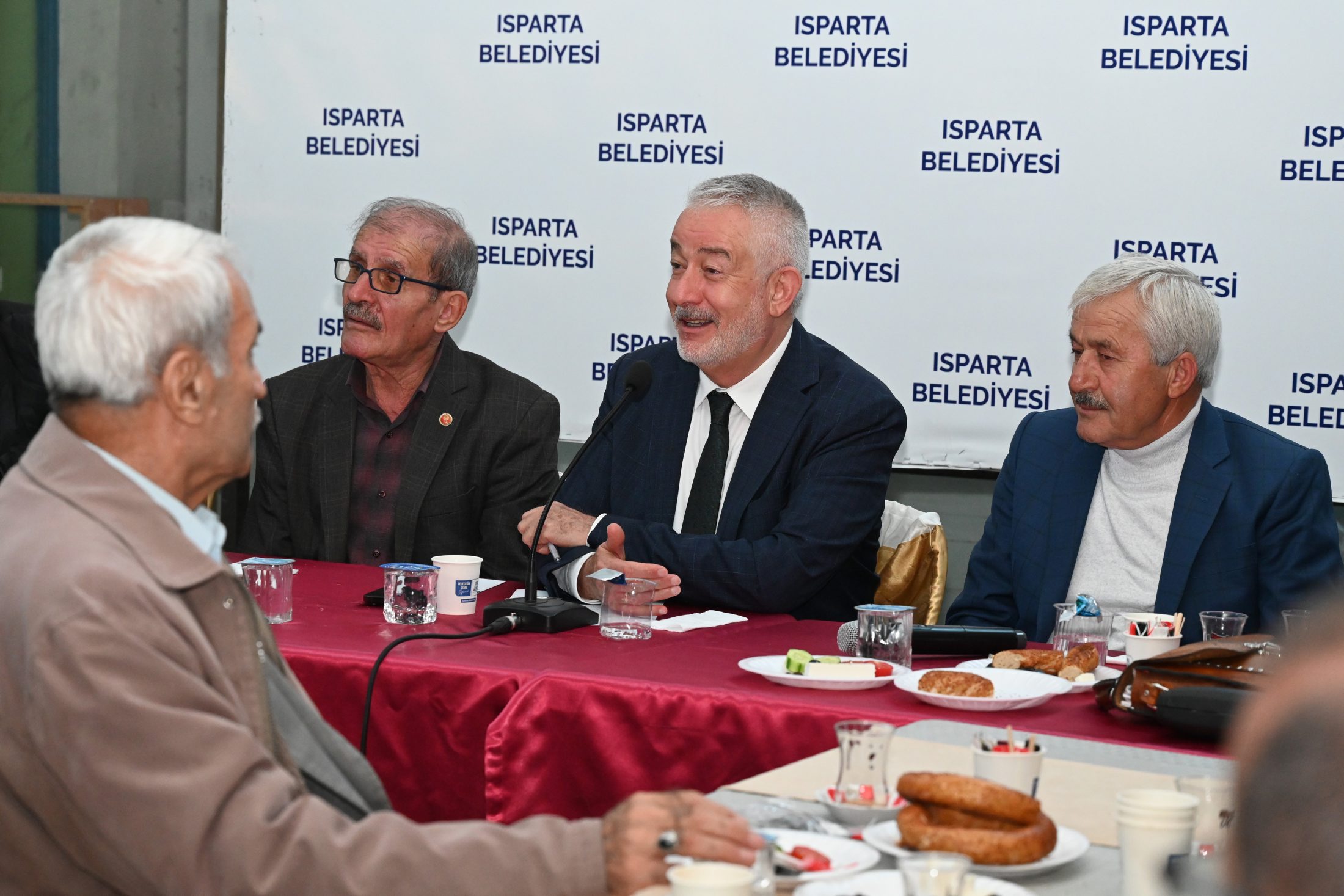 29 10 2025 Baskan Kultur Sitesi Esnaf Bulusmasi (17)