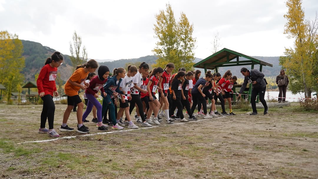 🇹🇷 29 Ekim Cumhuriyet Kupası Koşusu Tamamlandı! 🏃 ♂️🏃 ♀️Cumhuriyet Coşkusuyla Düzenlenen Koş (3)