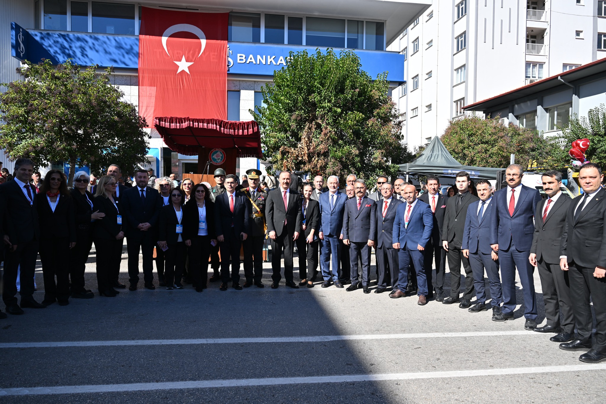 571767989 1366298698282361 4078840371531045356 N