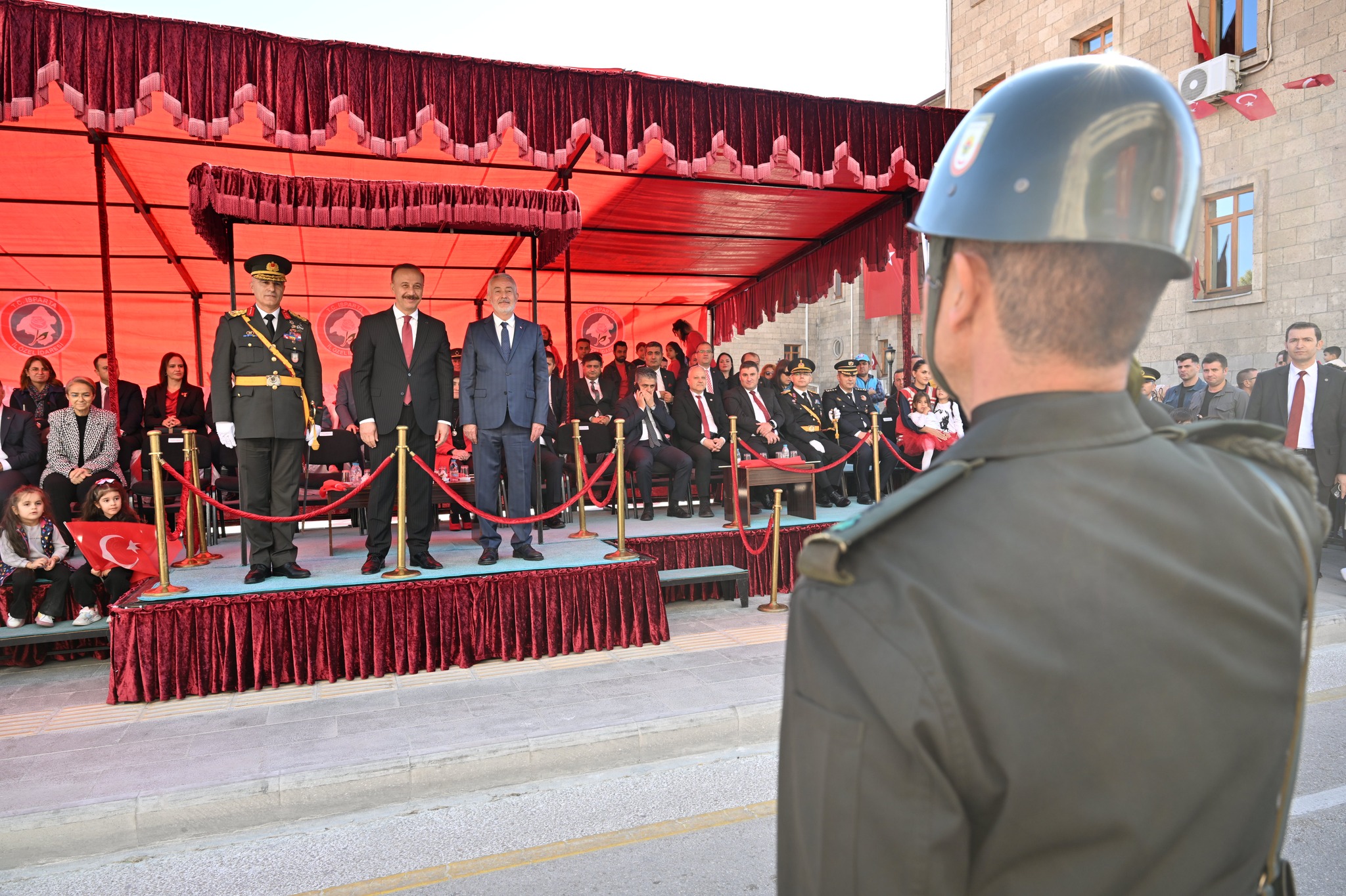 571785065 1366298631615701 7979164531224346304 N