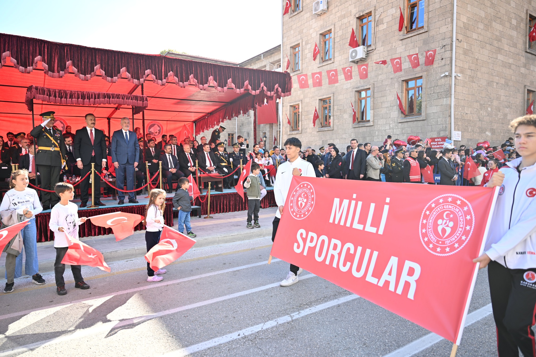 572102997 1366298344949063 7449973421592136767 N