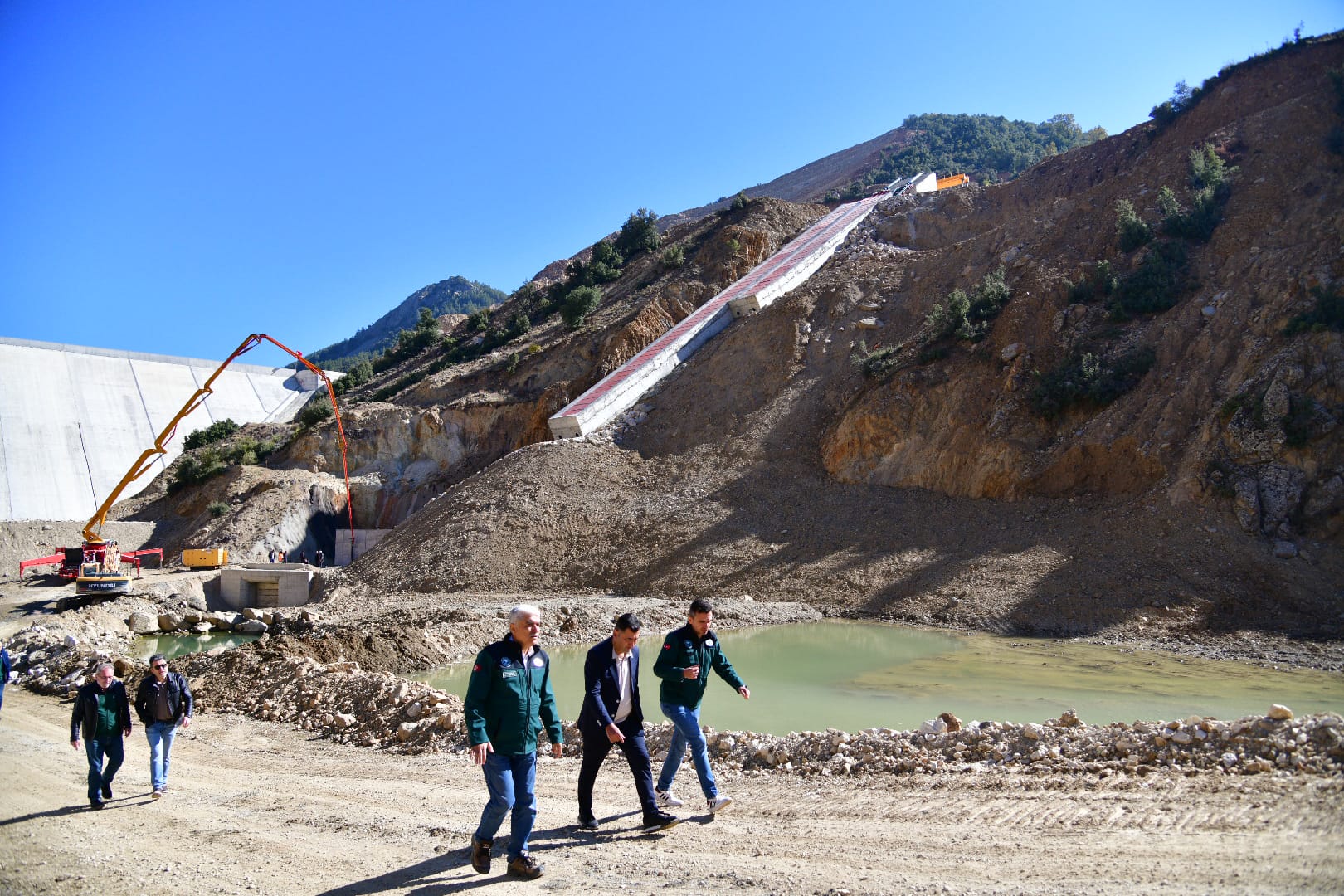 572933051 1293907139440171 75373573447630801 N