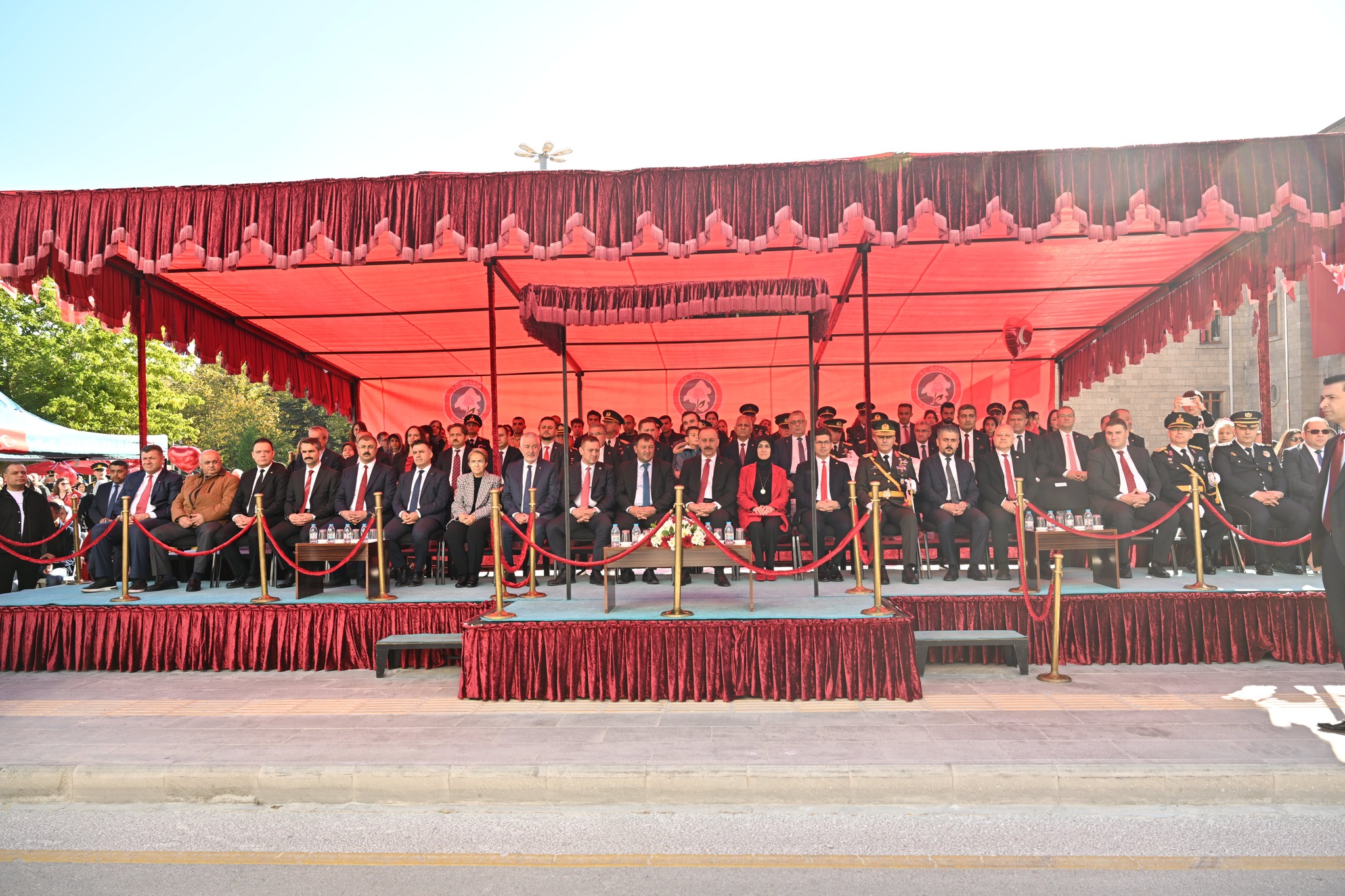 573330976 1366297421615822 8222549596448358108 N