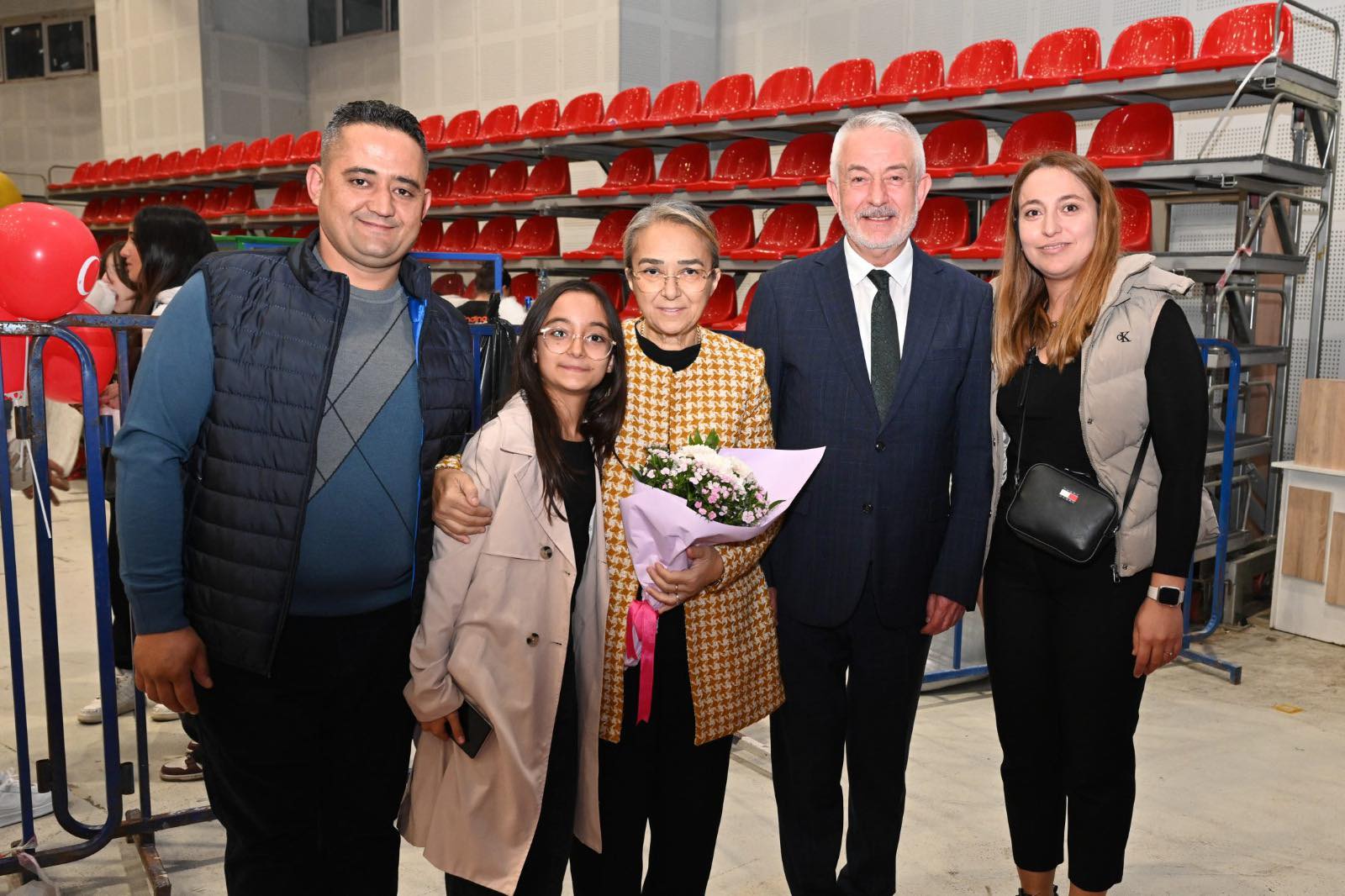 573613218 1394311435389979 5768375375661008696 N