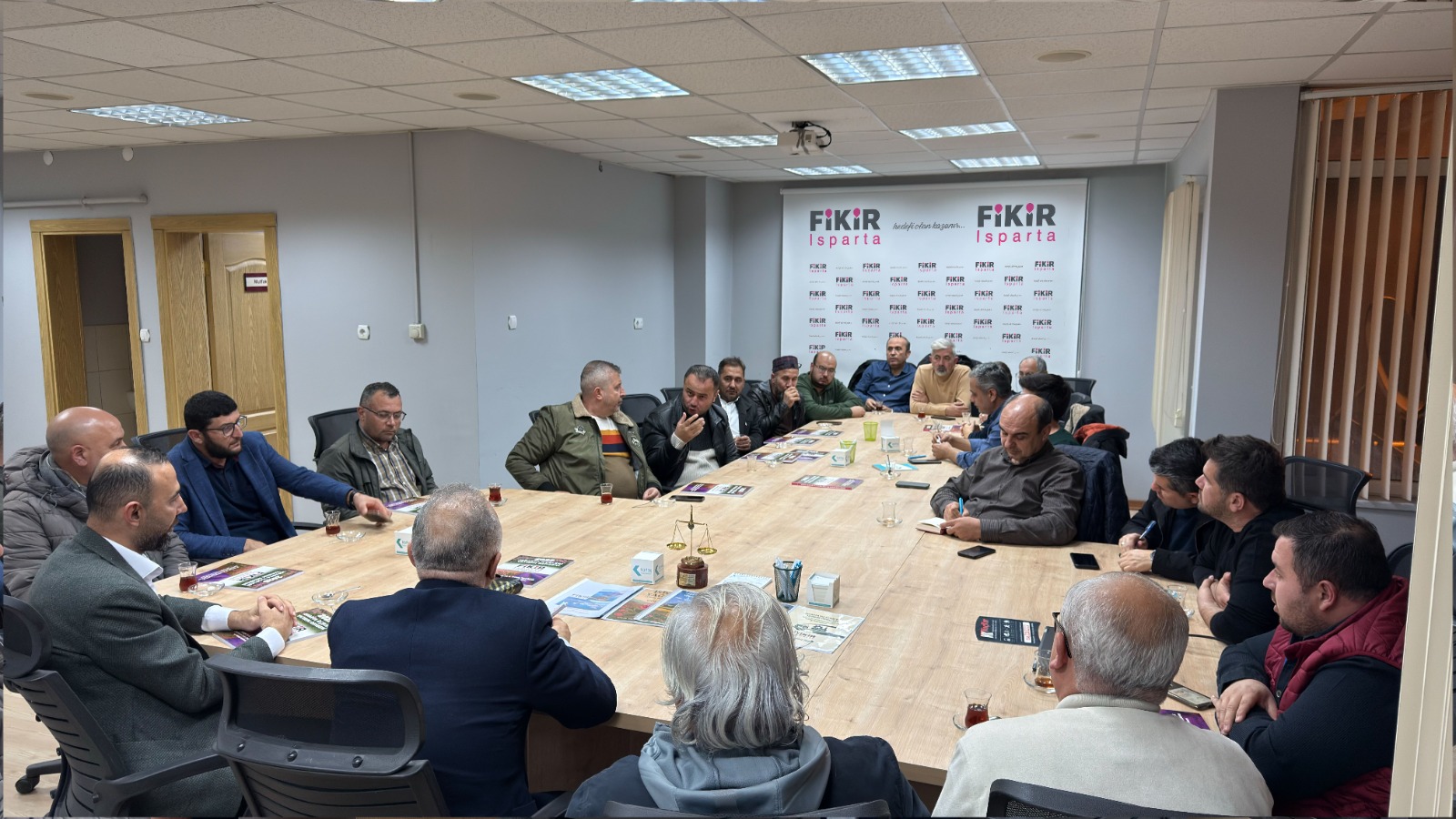 73B52Def 7A3C 4307 A254 00Aec5C0E2D2