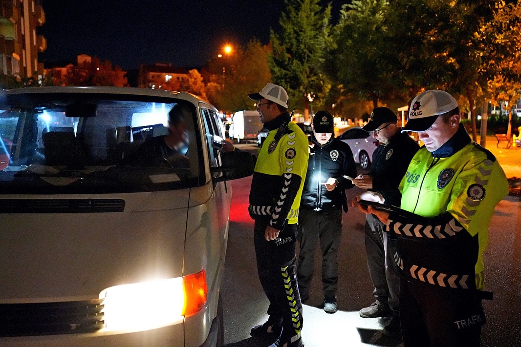 🚔 Abarti Egzoz – Motosi̇klet – Modi̇fi̇ye Araç Uygulamasi 🏍📅 02.10.2025 Günü 21.00 – 00.00 Saatl (2)